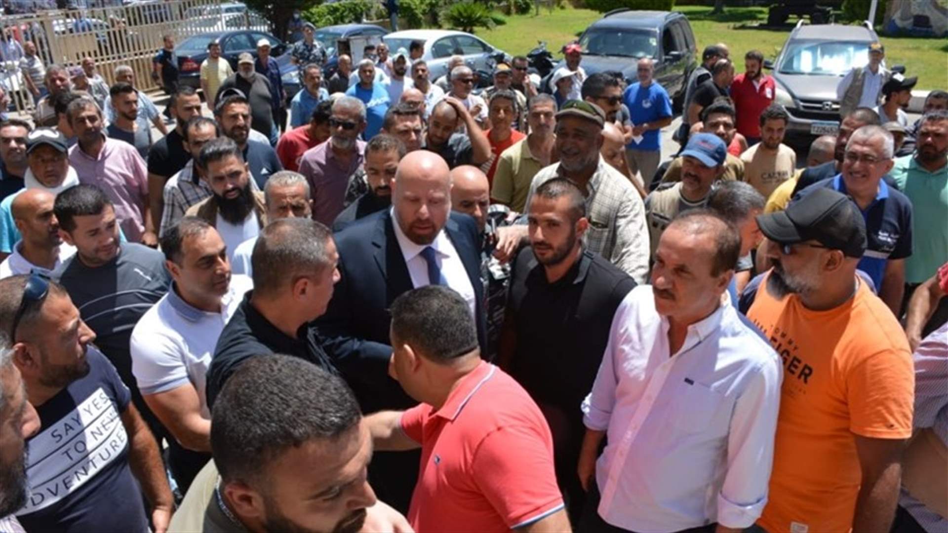 نهرا لعمال وموظفي بلدية الميناء: مستحقاتكم ستصلكم والجميع سيعود الى عمله