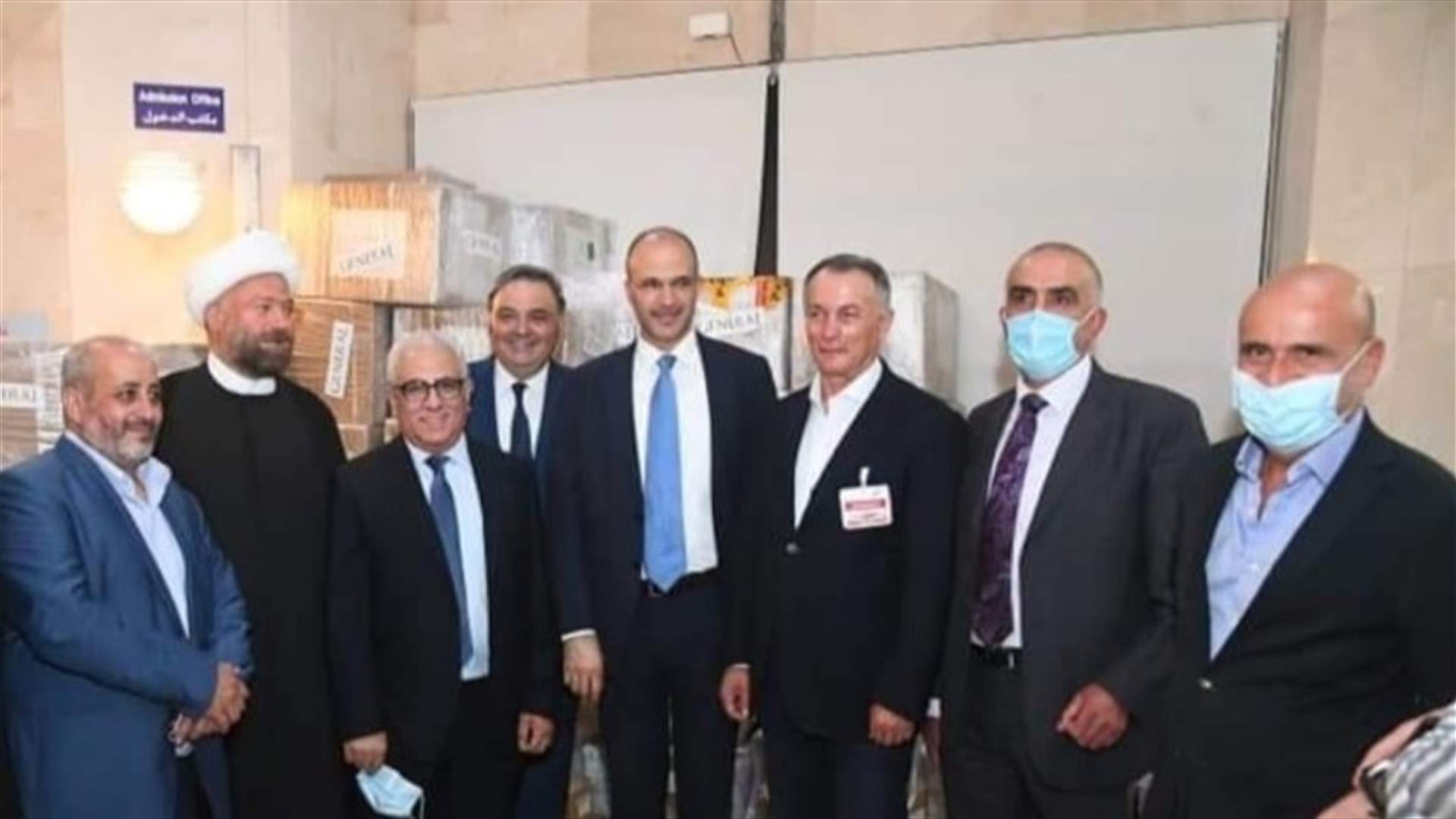 حسن رعى تقديم هبة من روكز الى مستشفى البوار: أرقام الاصابات لم تعد تخيفنا