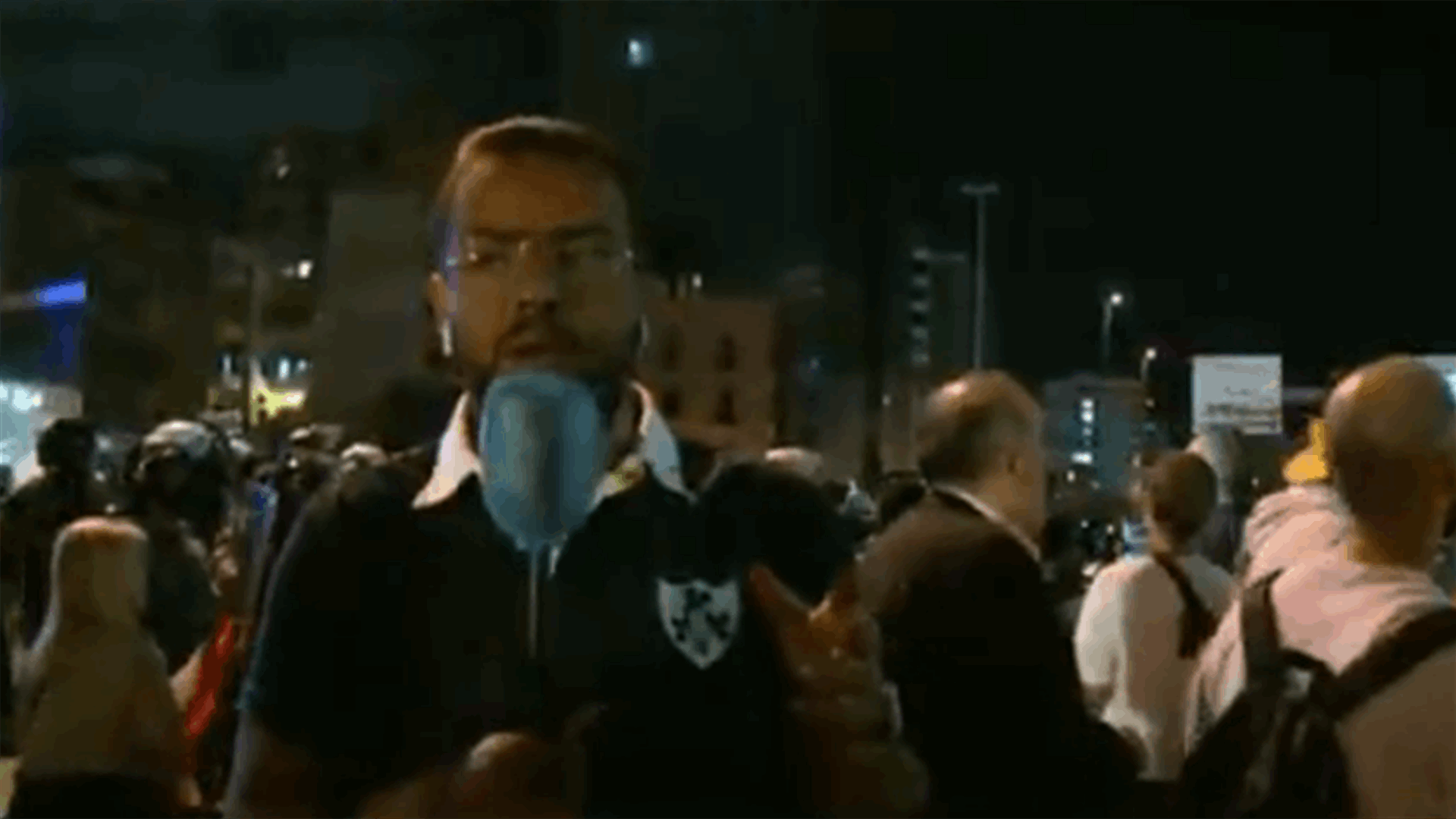 محاولة اقفال الطريق على جسر الرينغ... وقوى الامن تتدخل (فيديو)
