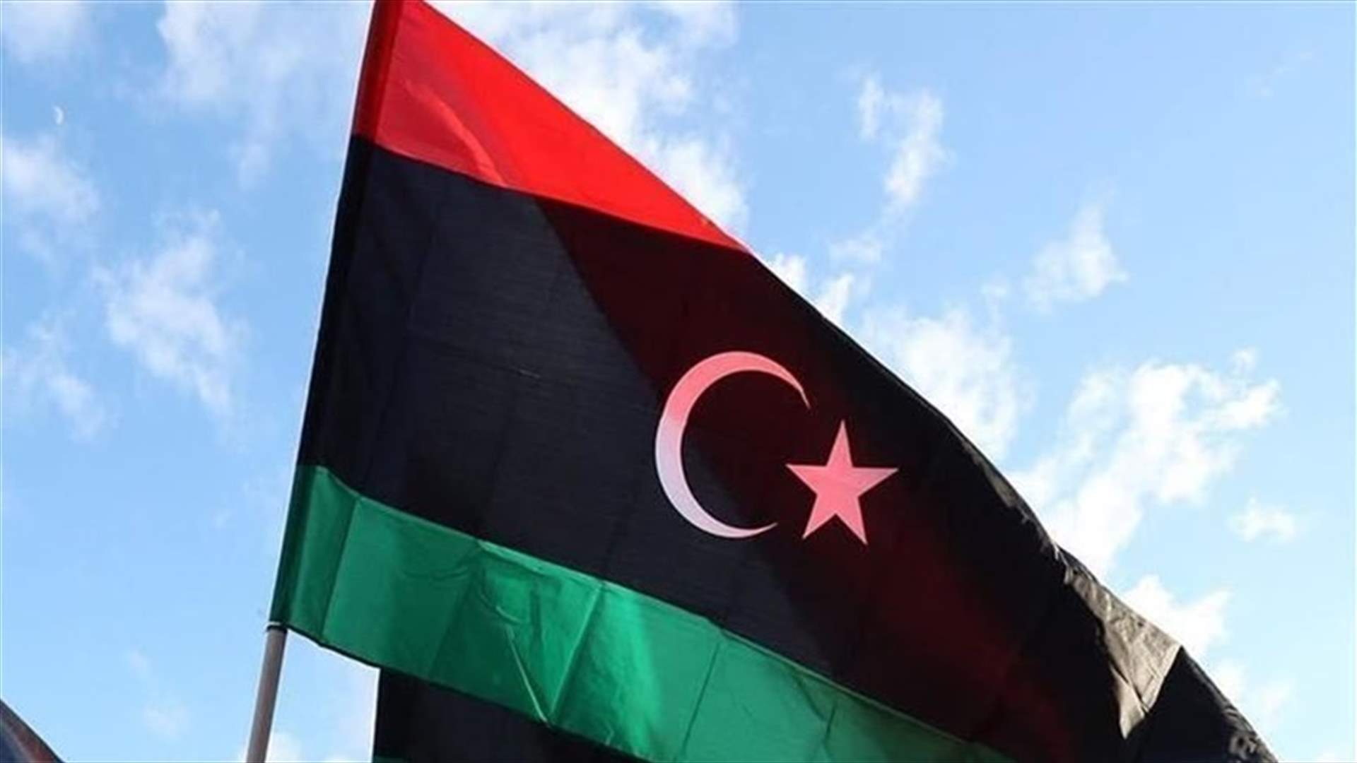 فرنسا وألمانيا وإيطاليا تدعو لإنهاء القتال في ليبيا
