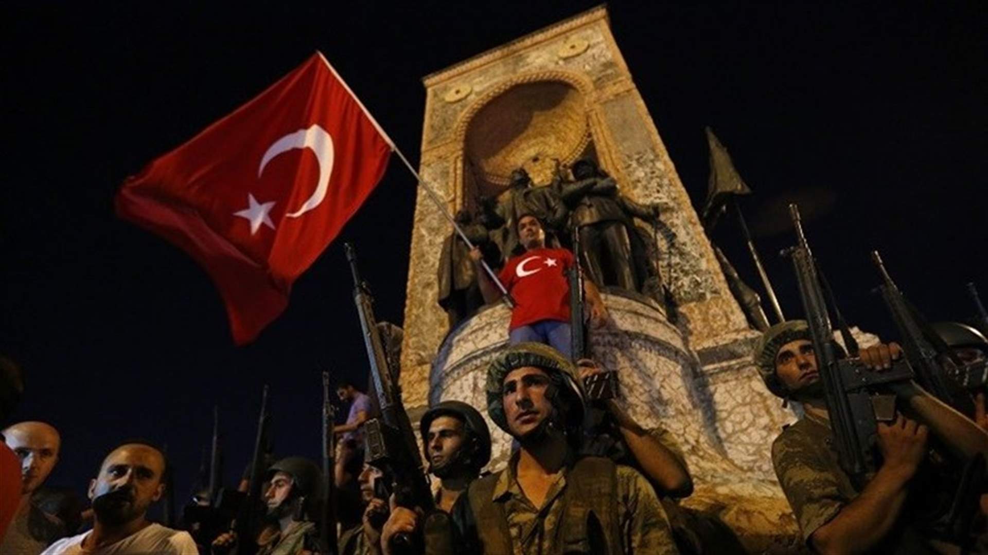 السجن مدى الحياة لـ 121 شخصا لارتباطهم بمحاولة انقلاب 2016 في تركيا