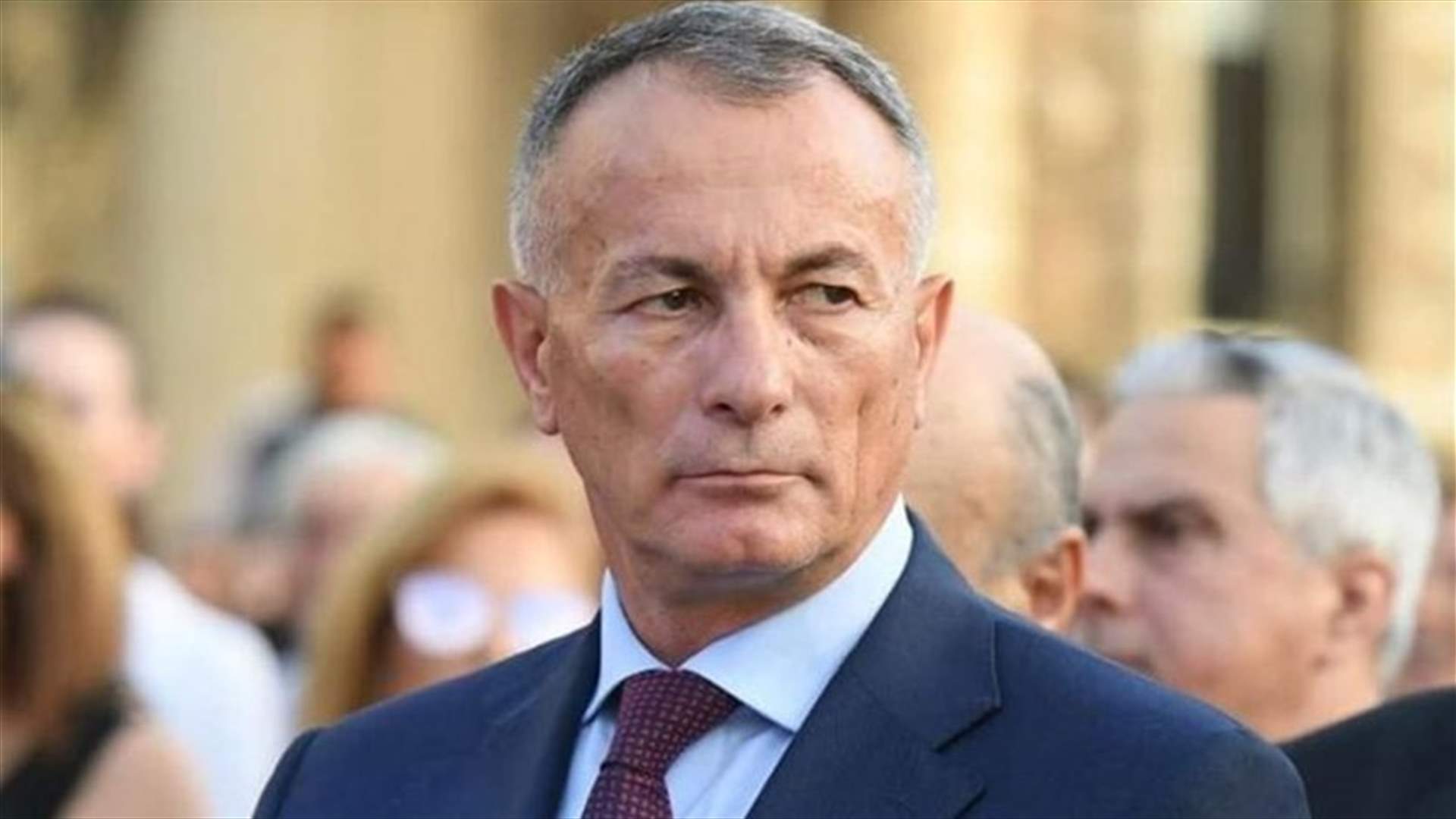 روكز لـ&quot;الجمهورية&quot;: أنا شخصياً مع منح صلاحيات استثنائية ولكن...
