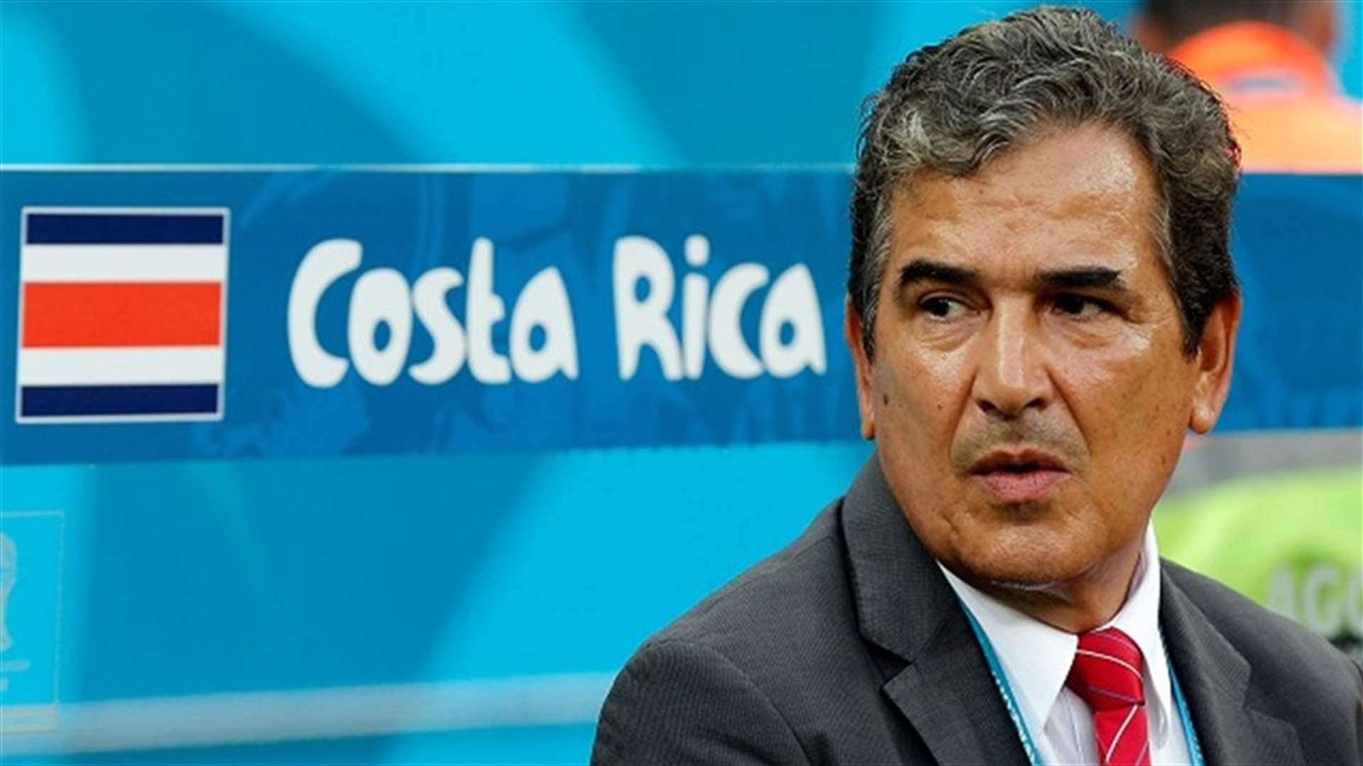 الإتحاد الإماراتي لكرة القدم يتعاقد مع المدرب الكولومبي خورخي لويس بينتو
