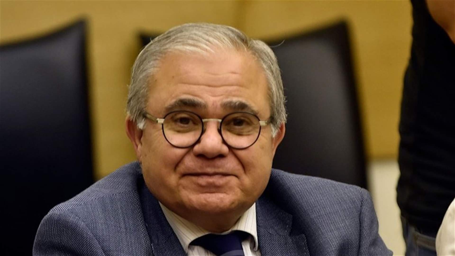 ماريو عون لـ&quot;الشرق الأوسط&quot;: لا نستبعد أن البعض يخطّط مع الحريري للإسراع بإسقاط هذه الحكومة