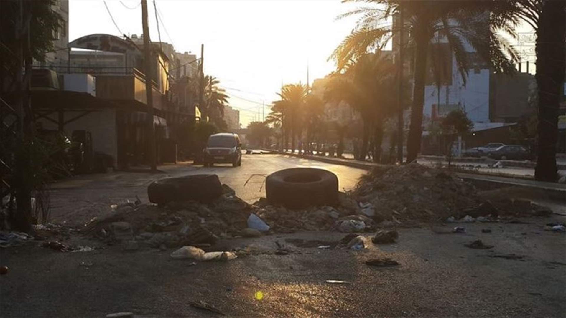 الجيش أعاد فتح أوتوستراد البداوي
