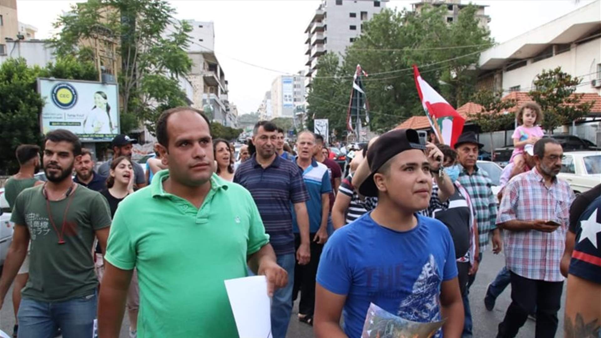حراك النبطية نظم مسيرة إحتجاجية على الأوضاع المعيشية المتردية والإرتفاع الجنوني للدولار (صور)