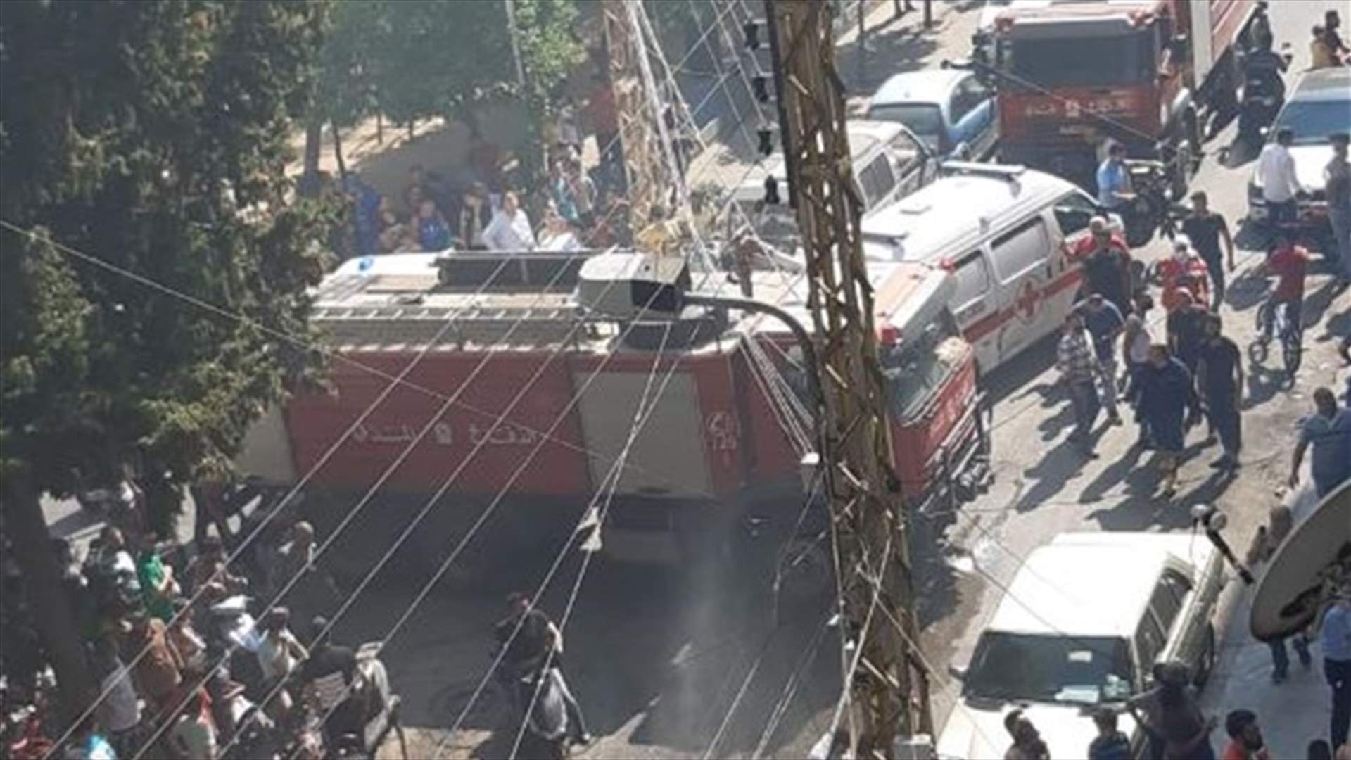 حريق داخل أحد المنازل في أبي سمرا... واصابة اكثر من 16 شخصا بحالات اختناق