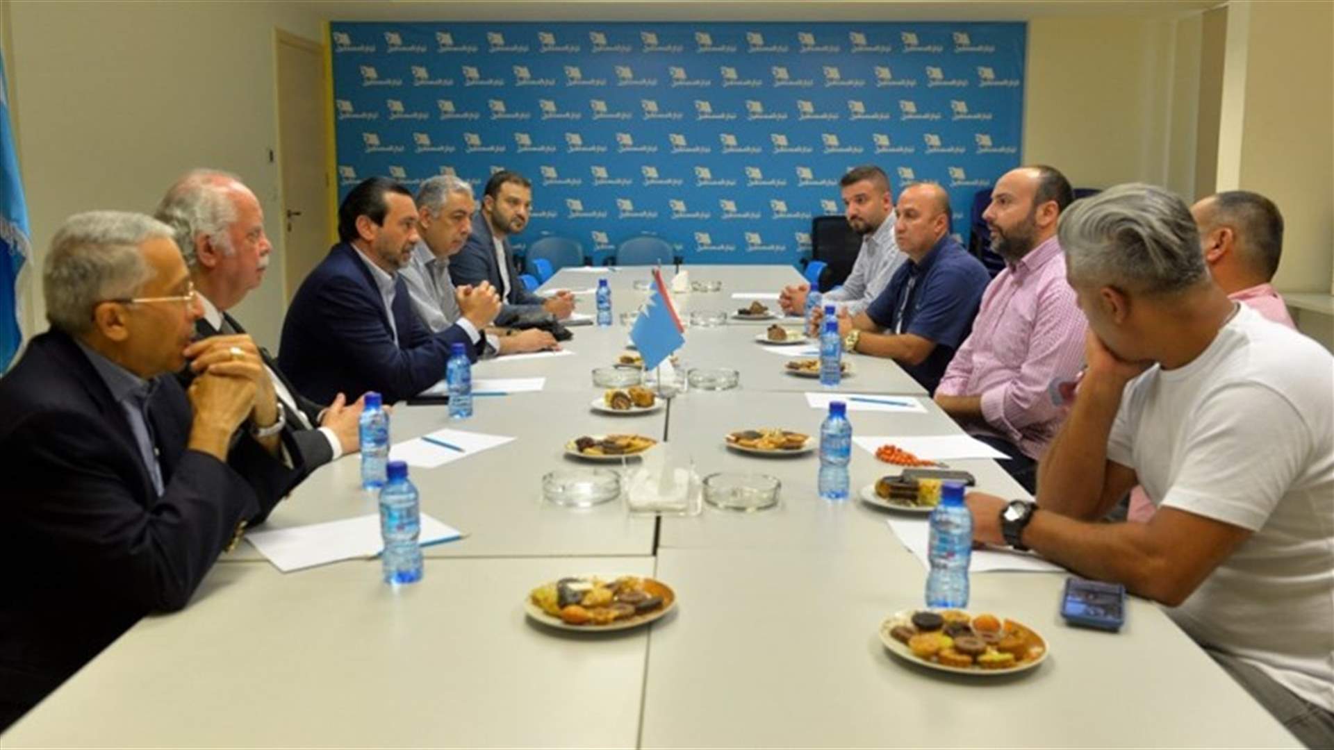 اجتماع تنسيقي بين المستقبل والاشتراكي ناقش التطورات على الساحة البيروتية