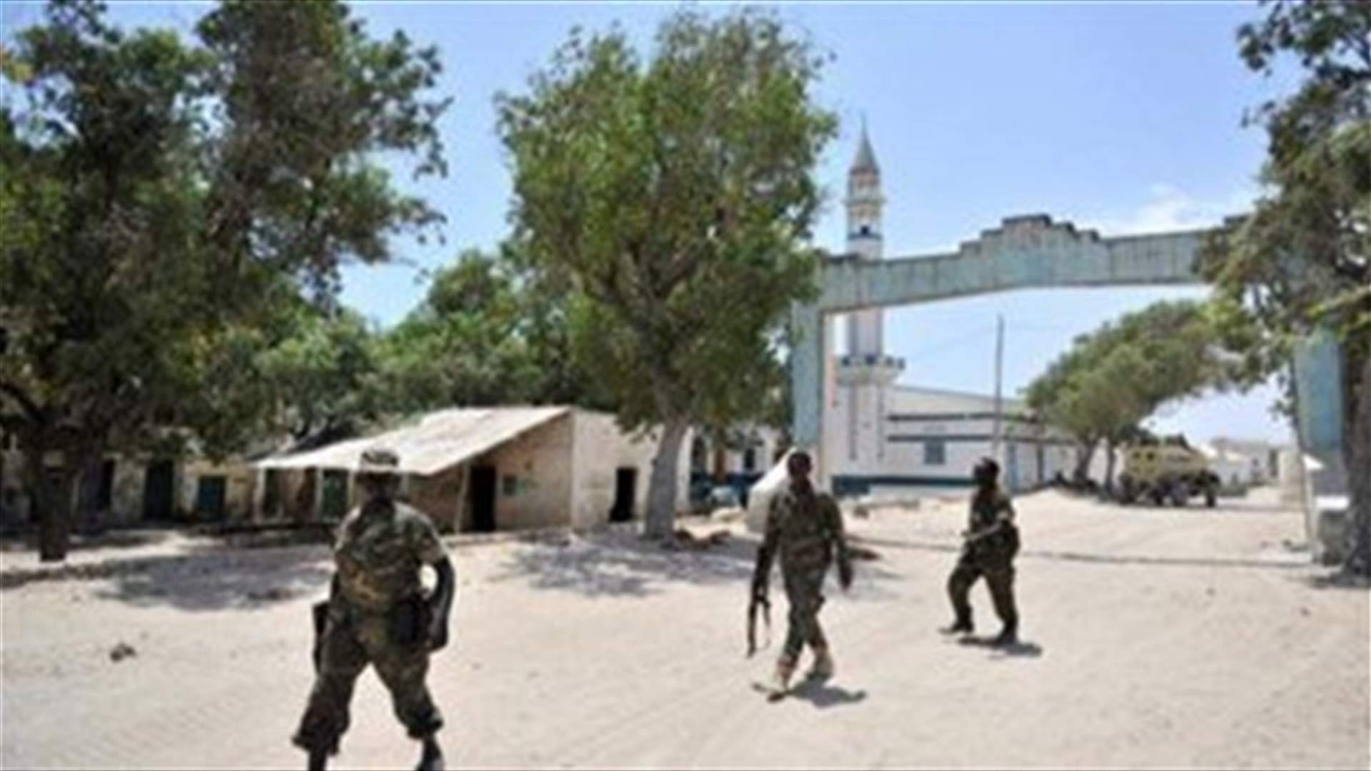 Suicide car bomber hits checkpoint at Somalia's Mogadishu port