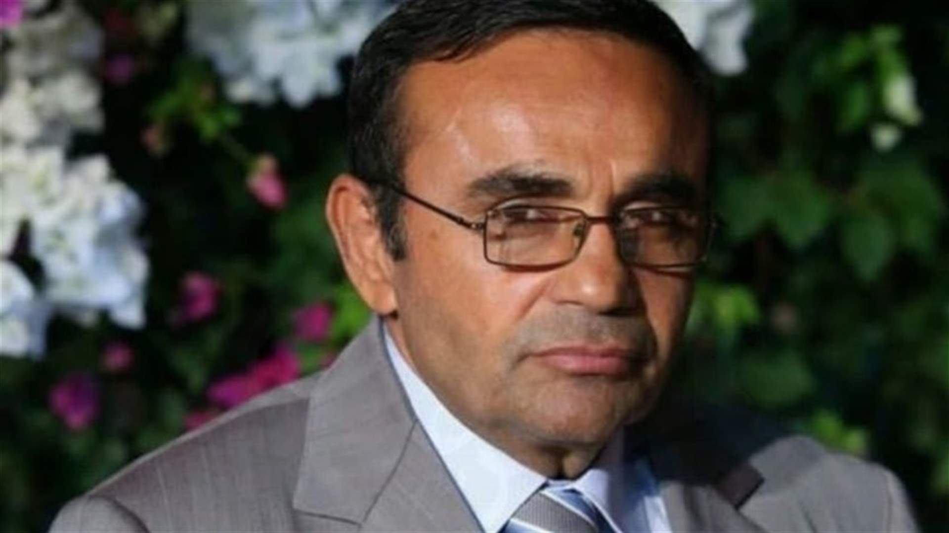 العربية: مسألة أيام ويظهر قاسم تاج الدين في بيروت...