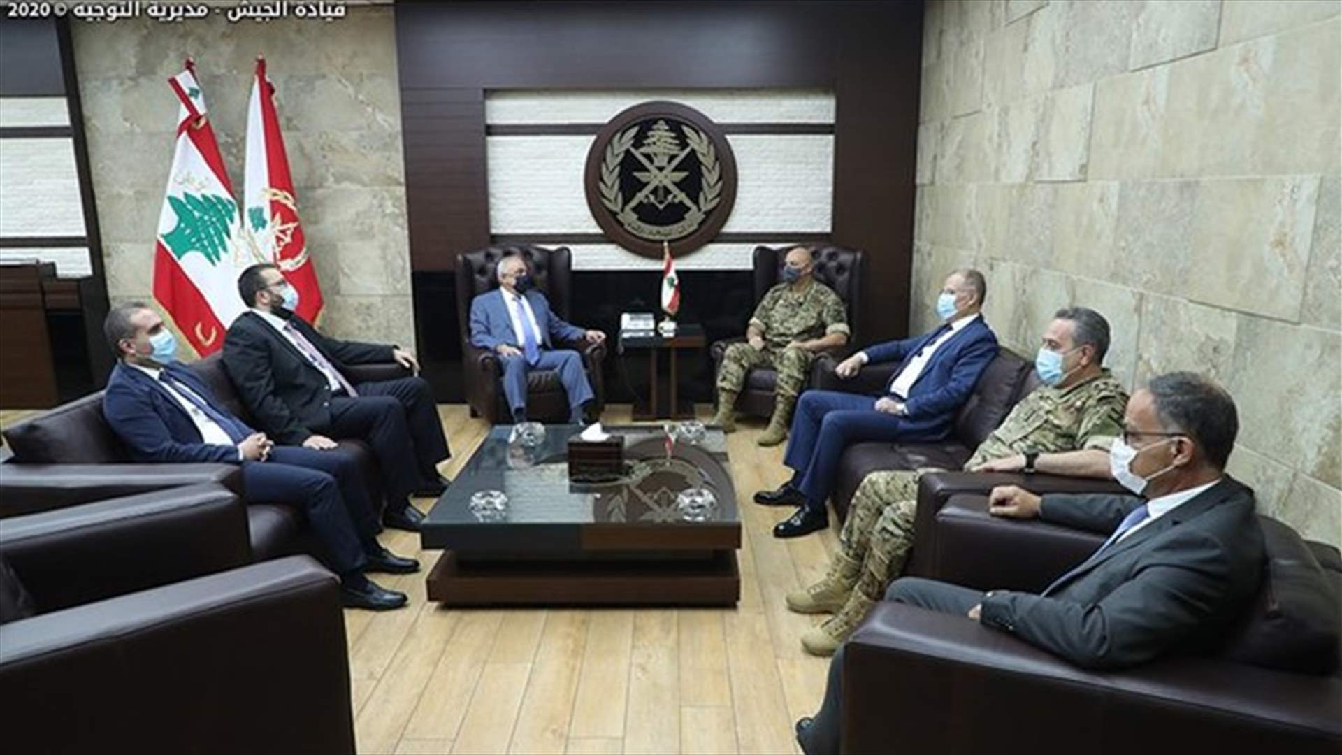 قائد الجيش عرض الاوضاع مع سفير كوبا واستقبل الحجار وعبدالله واحمد الحريري وناصر