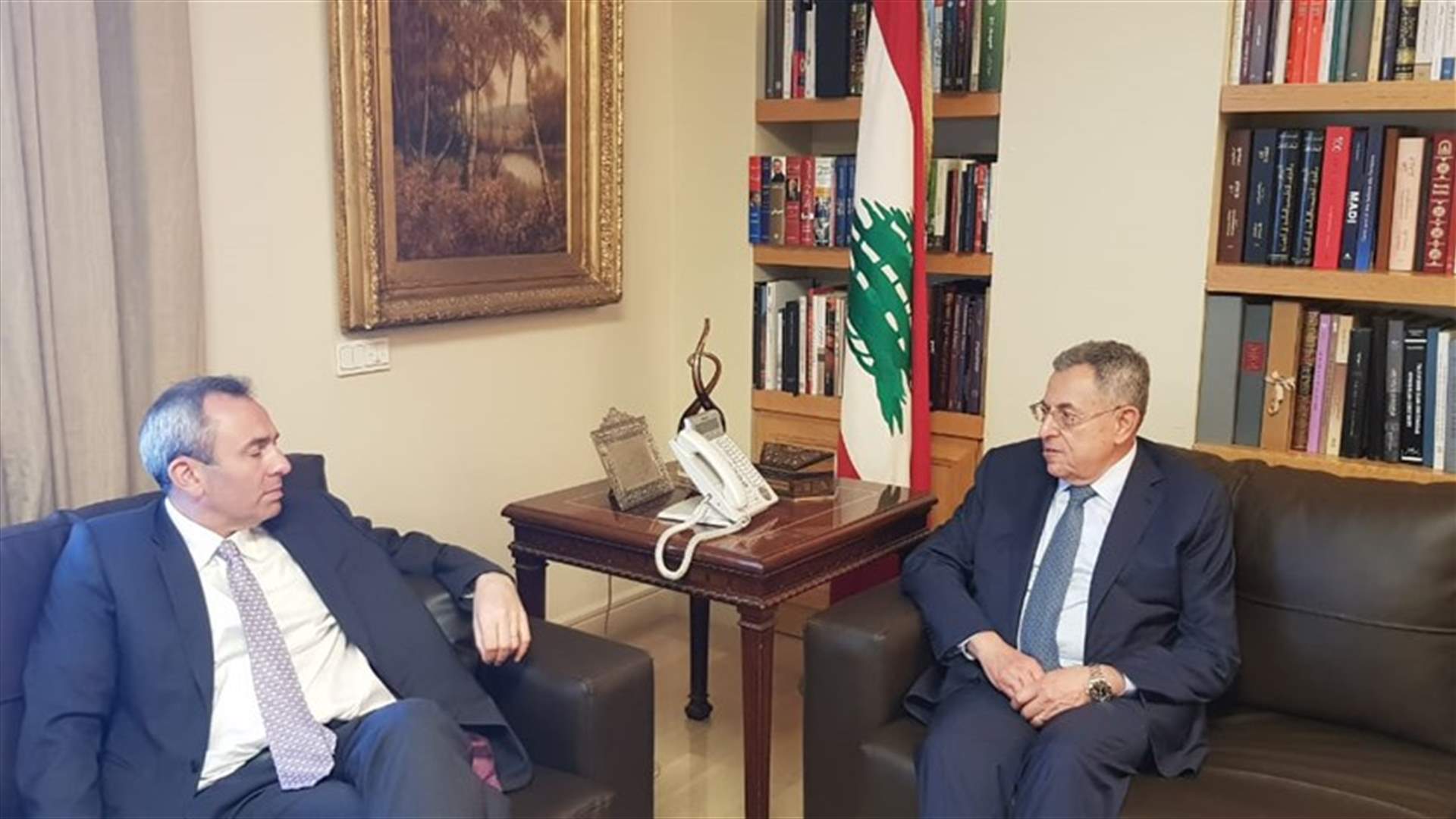 السنيورة بحث مع رامبلينغ في التطورات