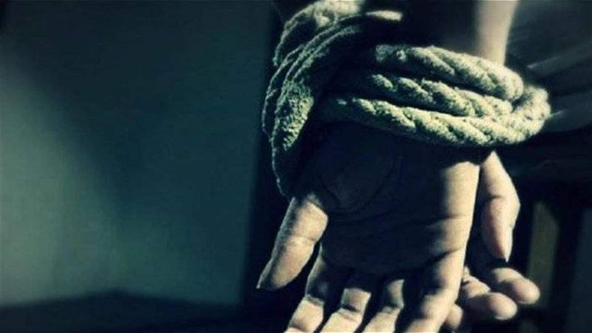 تلقى تهديدا بخطف نجله...