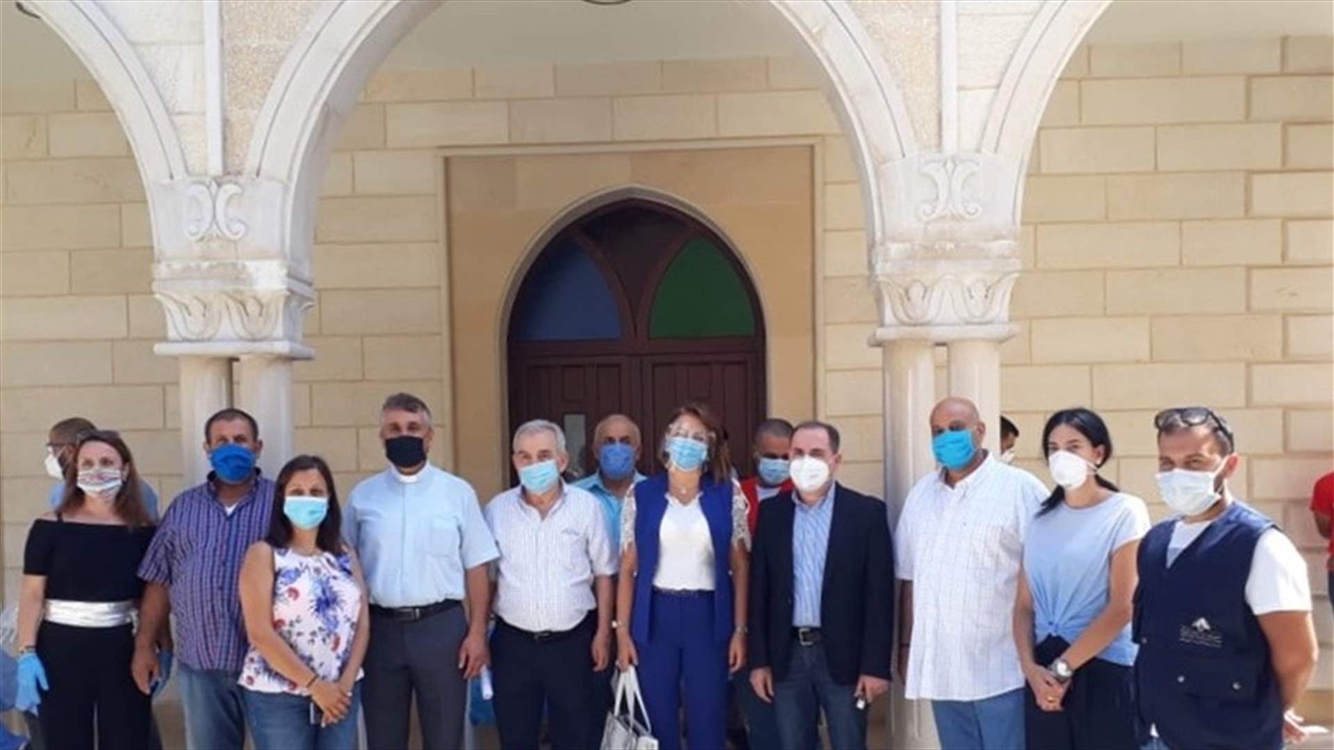 بعد اصابة احد الكهنة... فريق طبي من وزارة الصحة أجرى PCR لـ230 مواطنا من جدايل والبلدات المجاورة