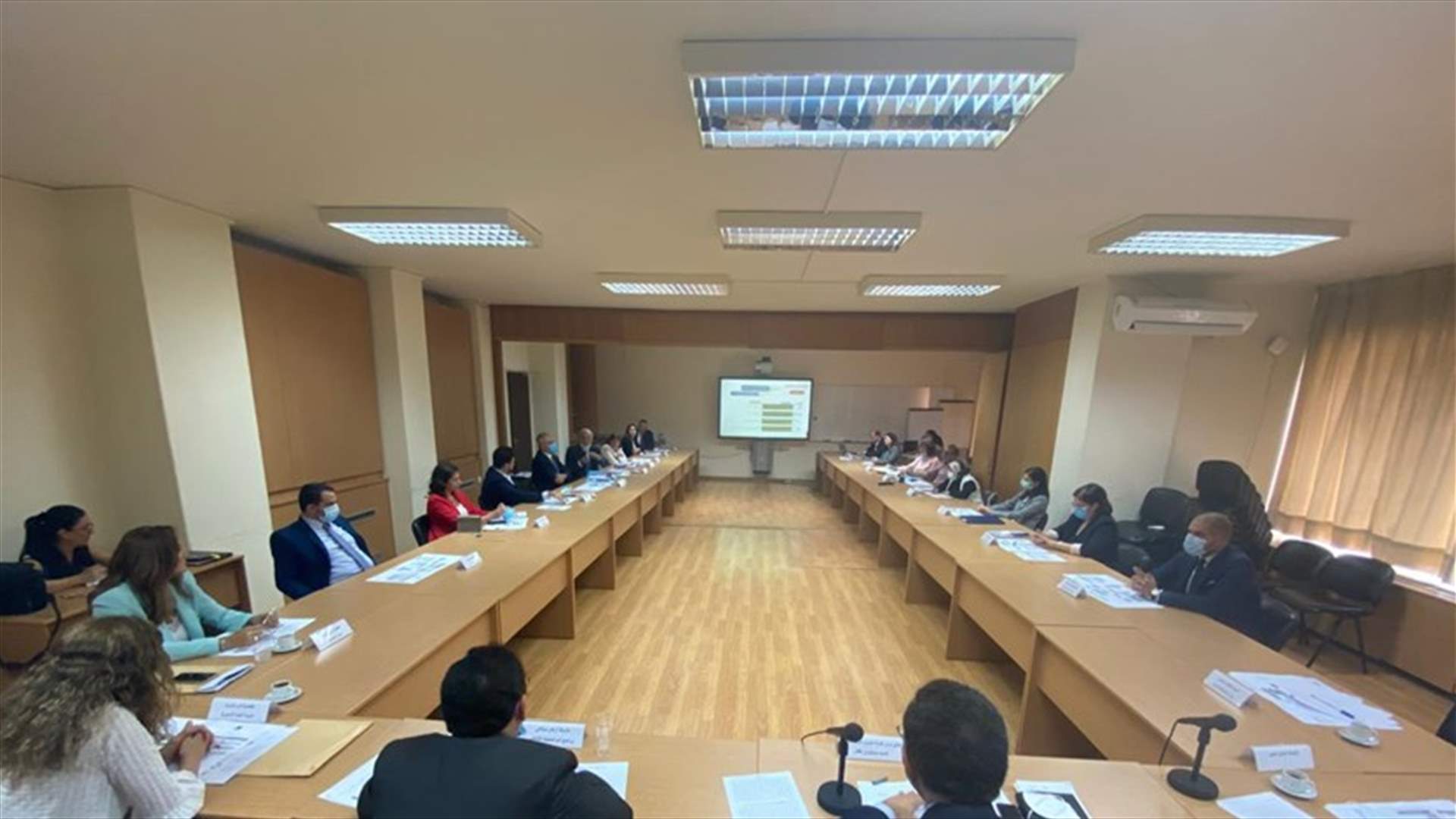 اجتماع في وزارة التنمية عرض تنفيذ الاستراتيجية الوطنية لمكافحة الفساد
