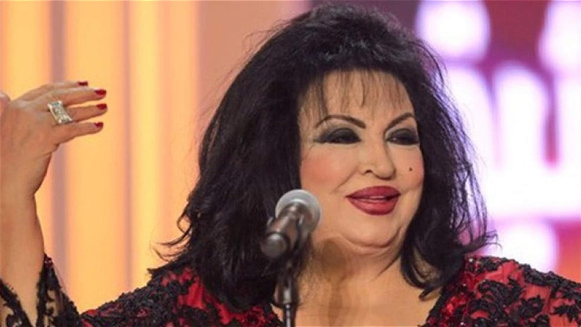 سميرة توفيق في المستشفى.. عملية قسطرة في القلب (صور)