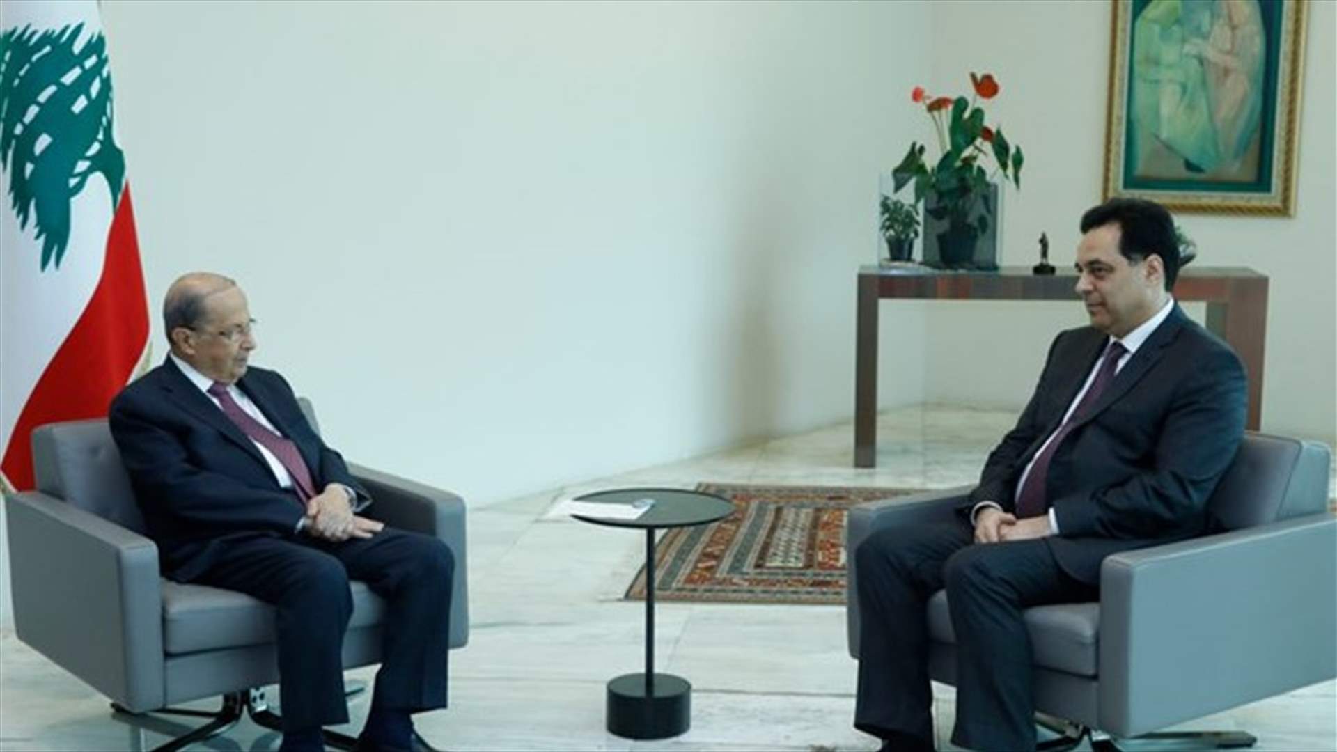 لقاء بين عون ودياب قبيل جلسة مجلس الوزراء