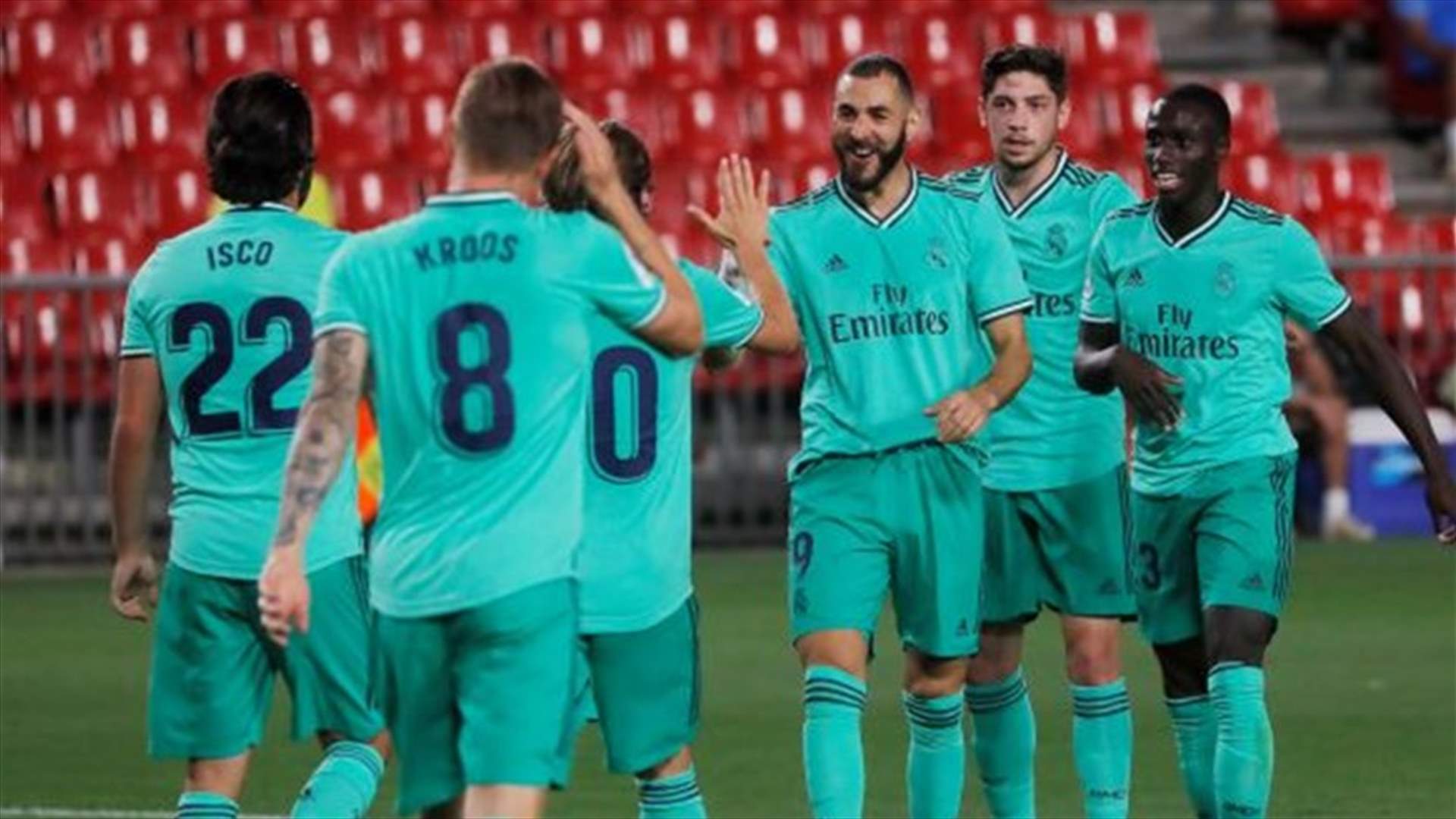 ريال مدريد يفوز على غرناطة ويقترب من لقب الليغا