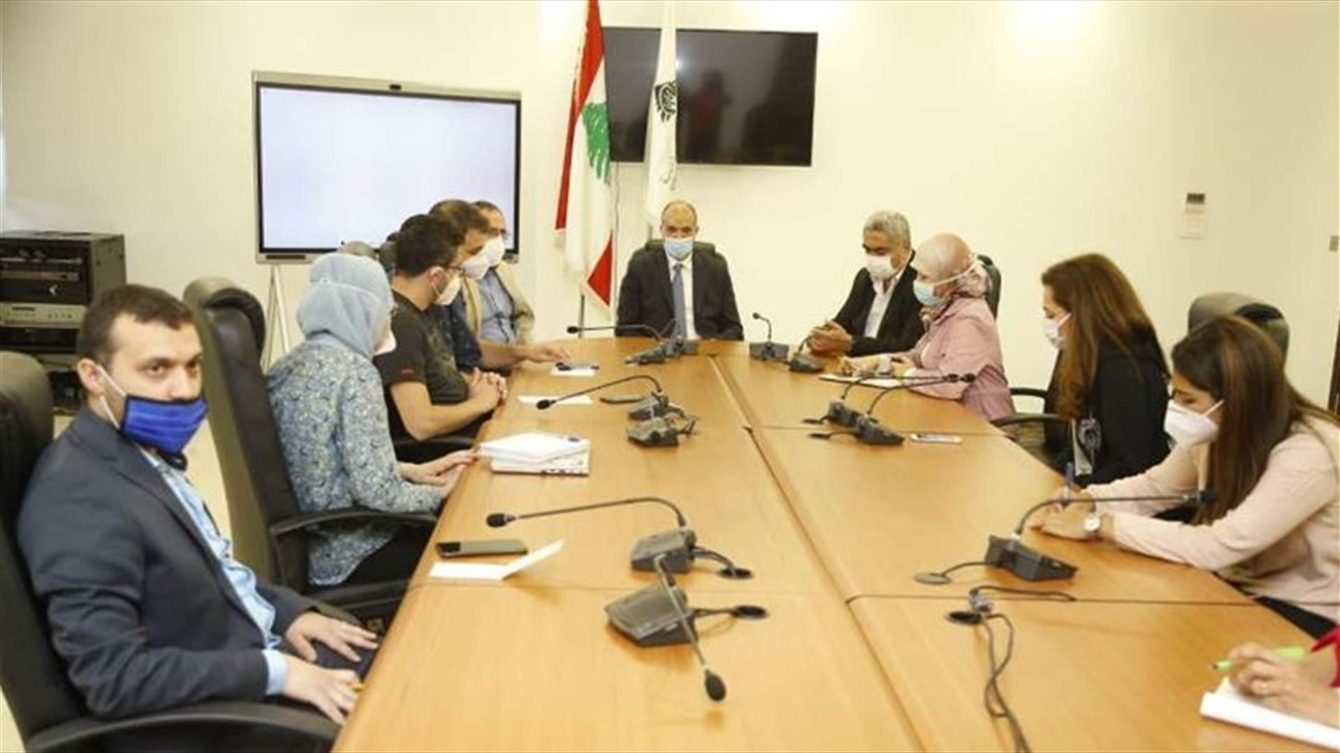 حسن: للإسراع في إصدار نتائج فحوصات المسافرين وتكثيف الحملات الموجهة