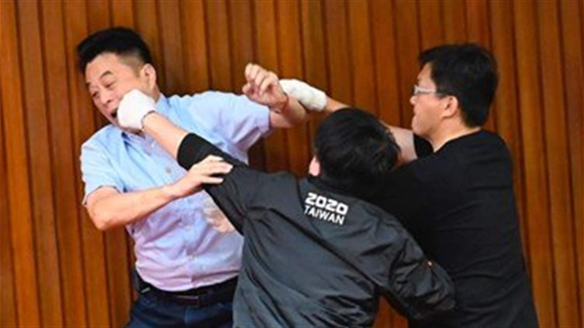 Fighting again in Taiwan parliament over disputed nomination-[VIDEOS]