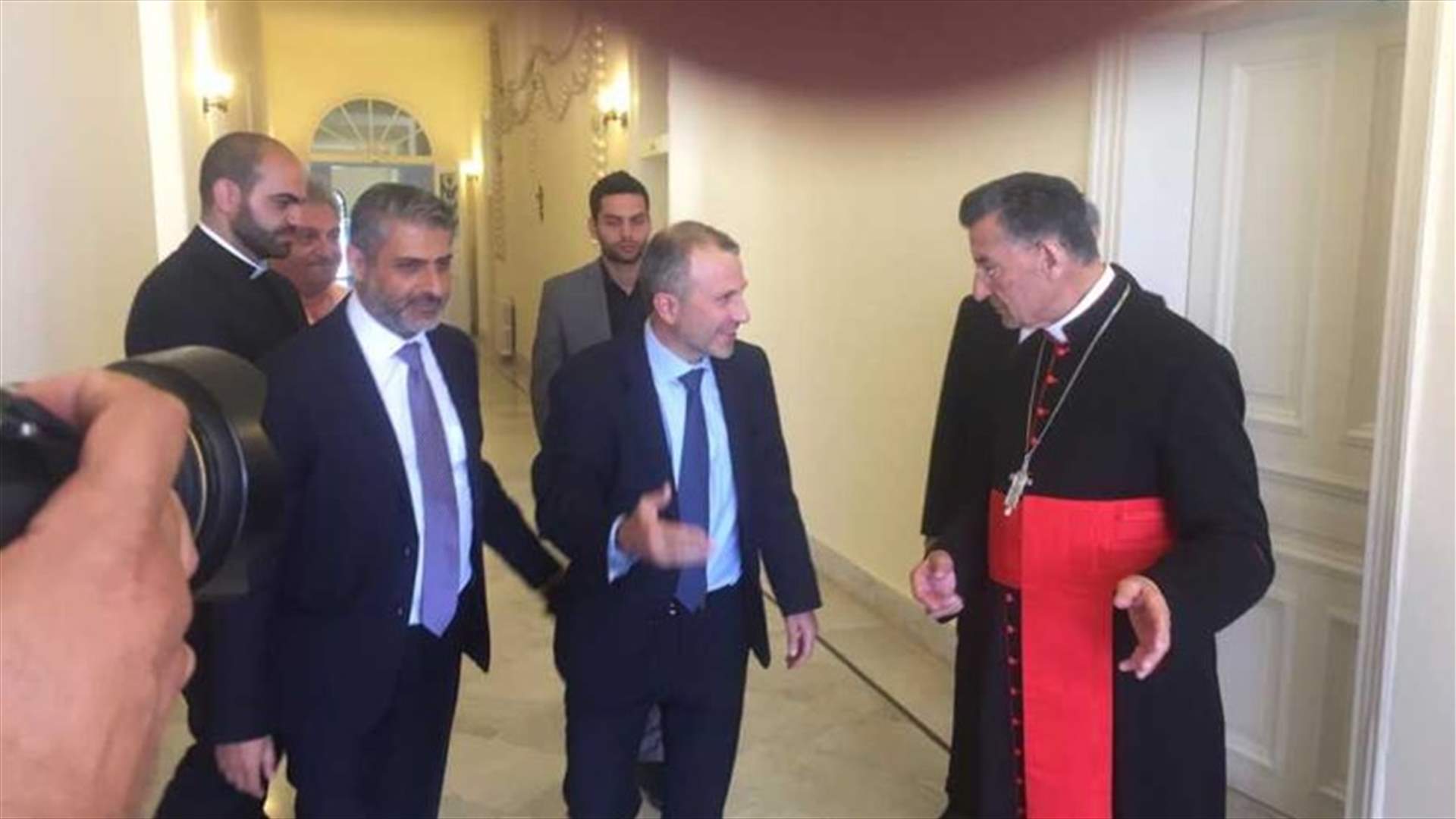 لقاء البطريرك الراعي وباسيل أمس... محادثات ايجابية وبنّاءة وتشديد على مبدأ الحياد تاريخياً (الجمهورية)