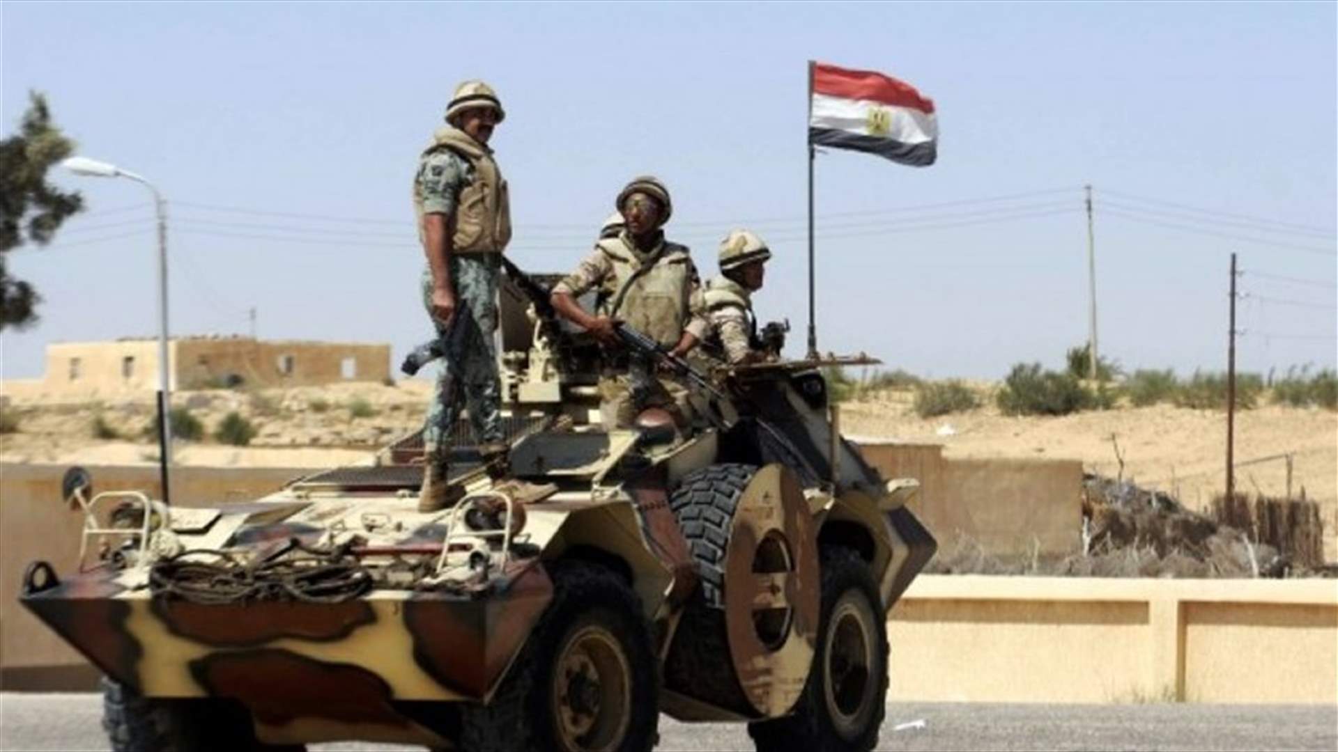 الجيش المصري يقول إنه أحبط هجوما &quot;إرهابيا&quot; في شمال سيناء