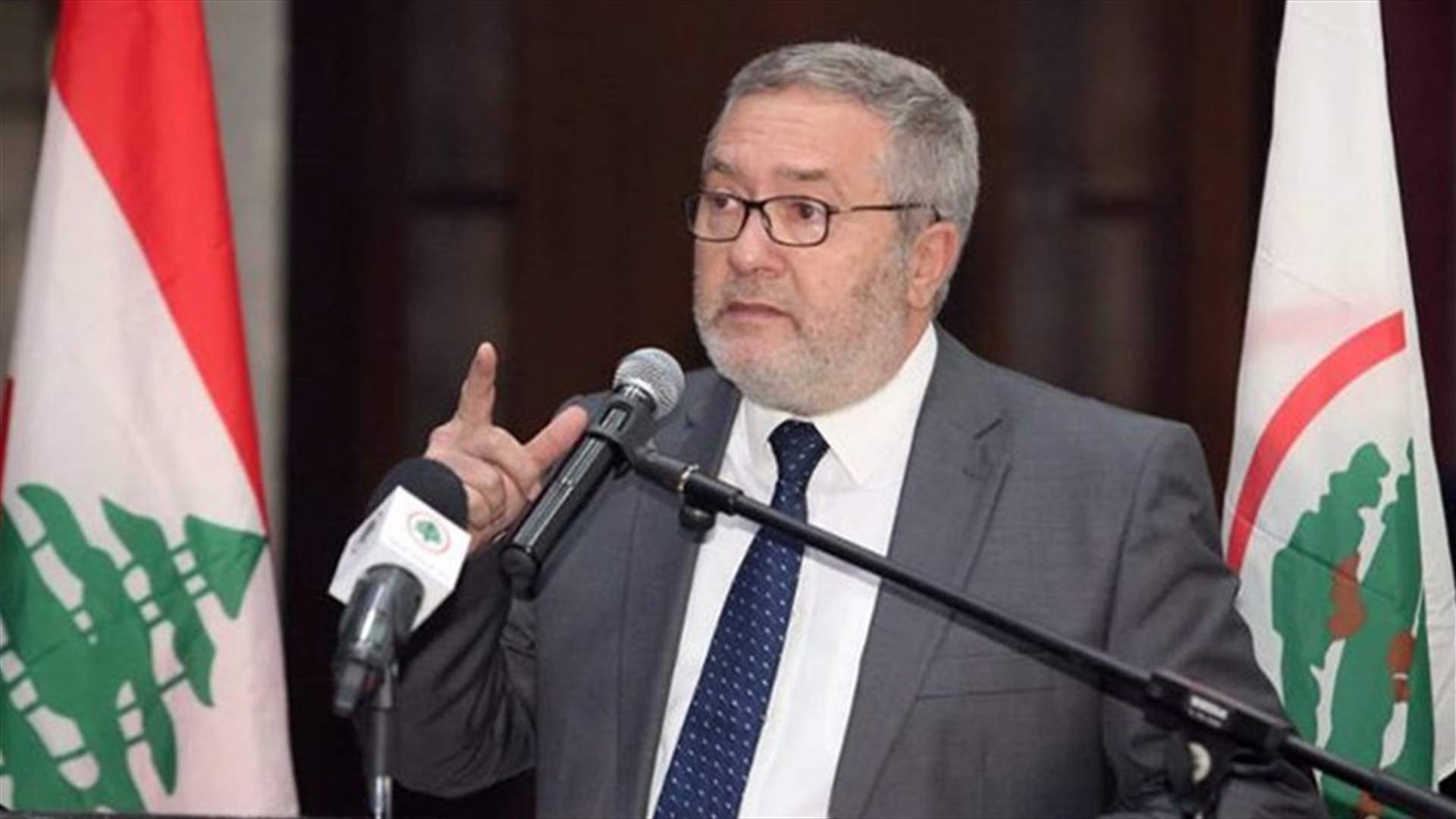 ابي اللمع: أجريت فحص الـ PCR مع زوجتي والنتيجة سلبية