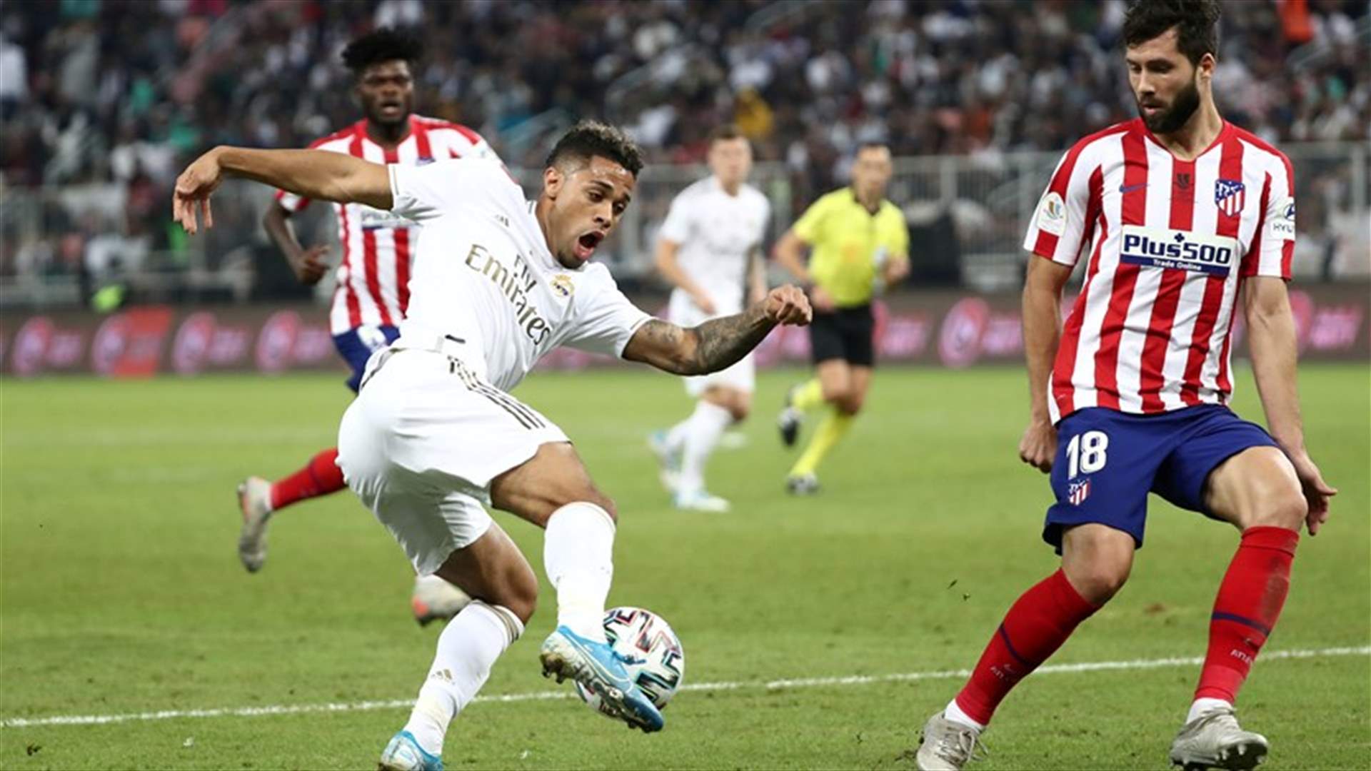 ريال مدريد يعلن عن إصابة مهاجمه ماريانو دياز بفيروس كورونا
