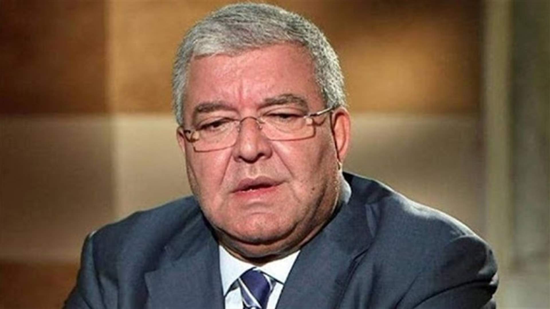 المشنوق لباسيل: ألا تخجل؟ من أين كلّ هذا الحقد الكهربائي على لبنان؟