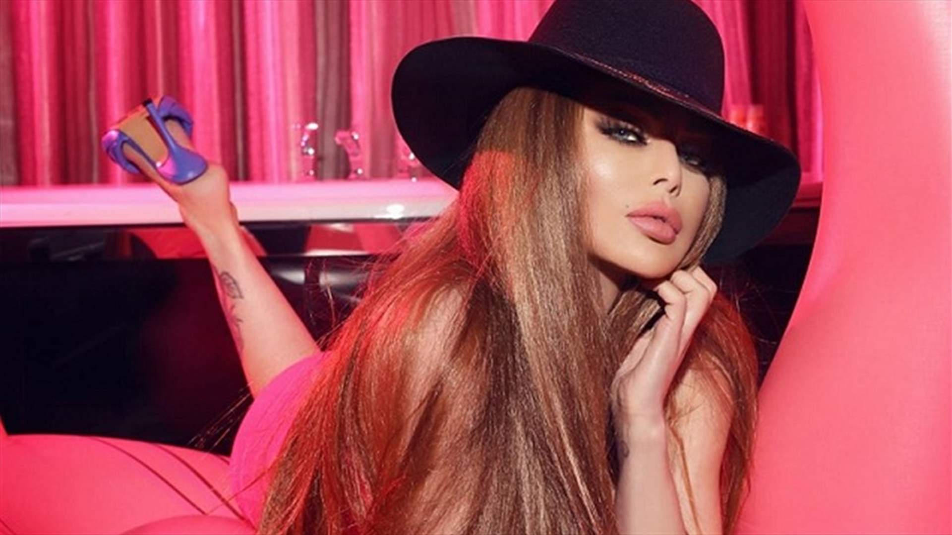 هيفاء وهبي تخطف الأنفاس في صورة العيد: &quot;إفرح وفرِّح اللي حواليك&quot;