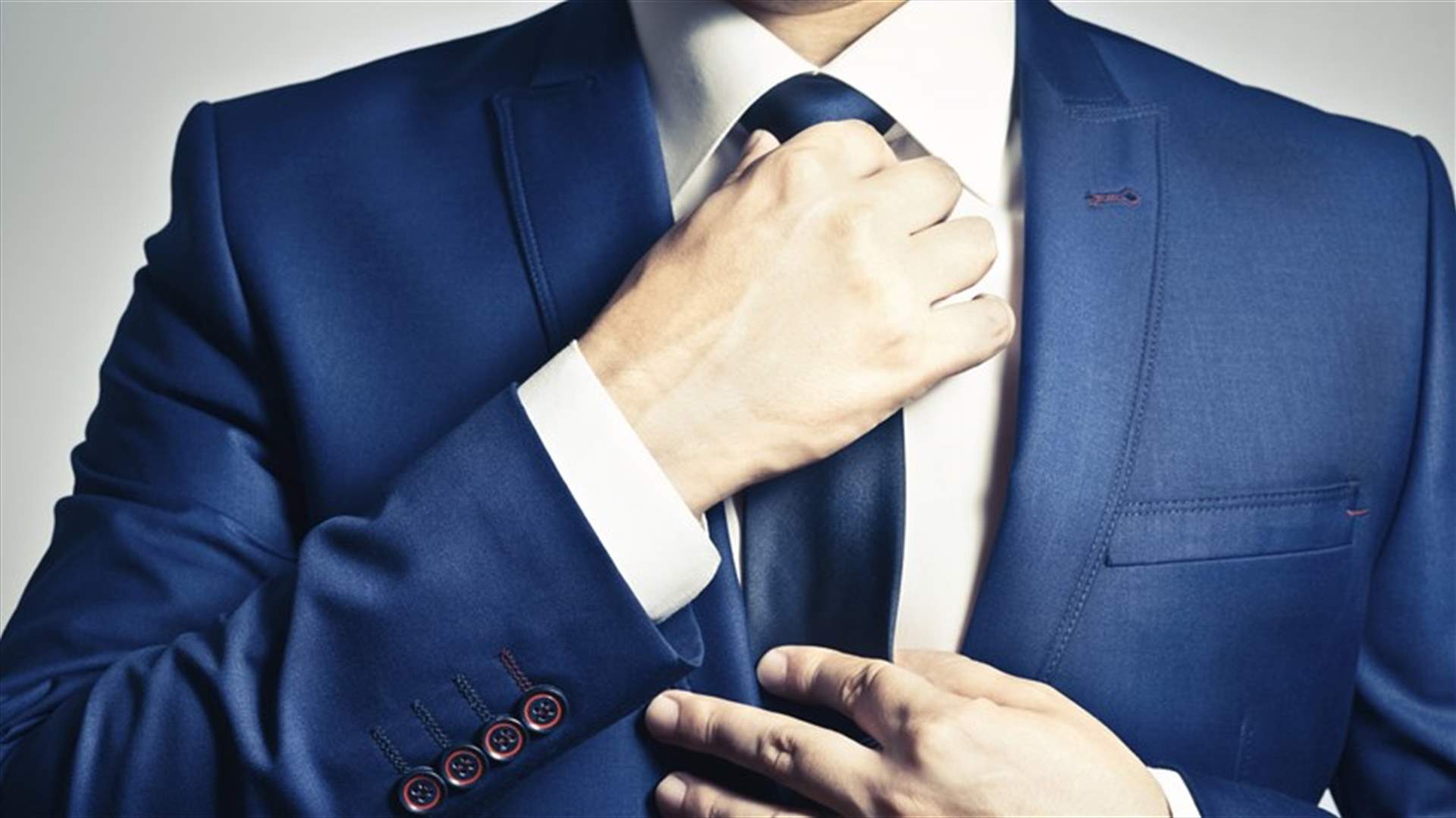 إلقاء القبض على عضو بالبرلمان البريطاني بعد اتهامه بالاغتصاب