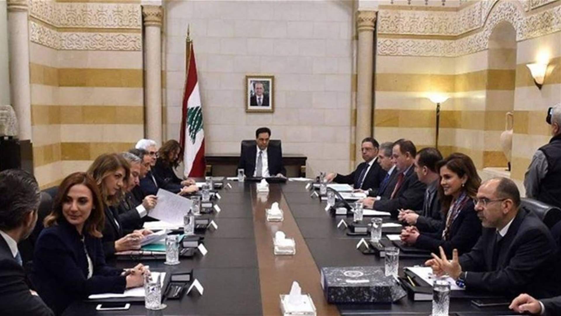 عرّابو الحكومة: باقية إلى إشعار آخر (الأخبار)