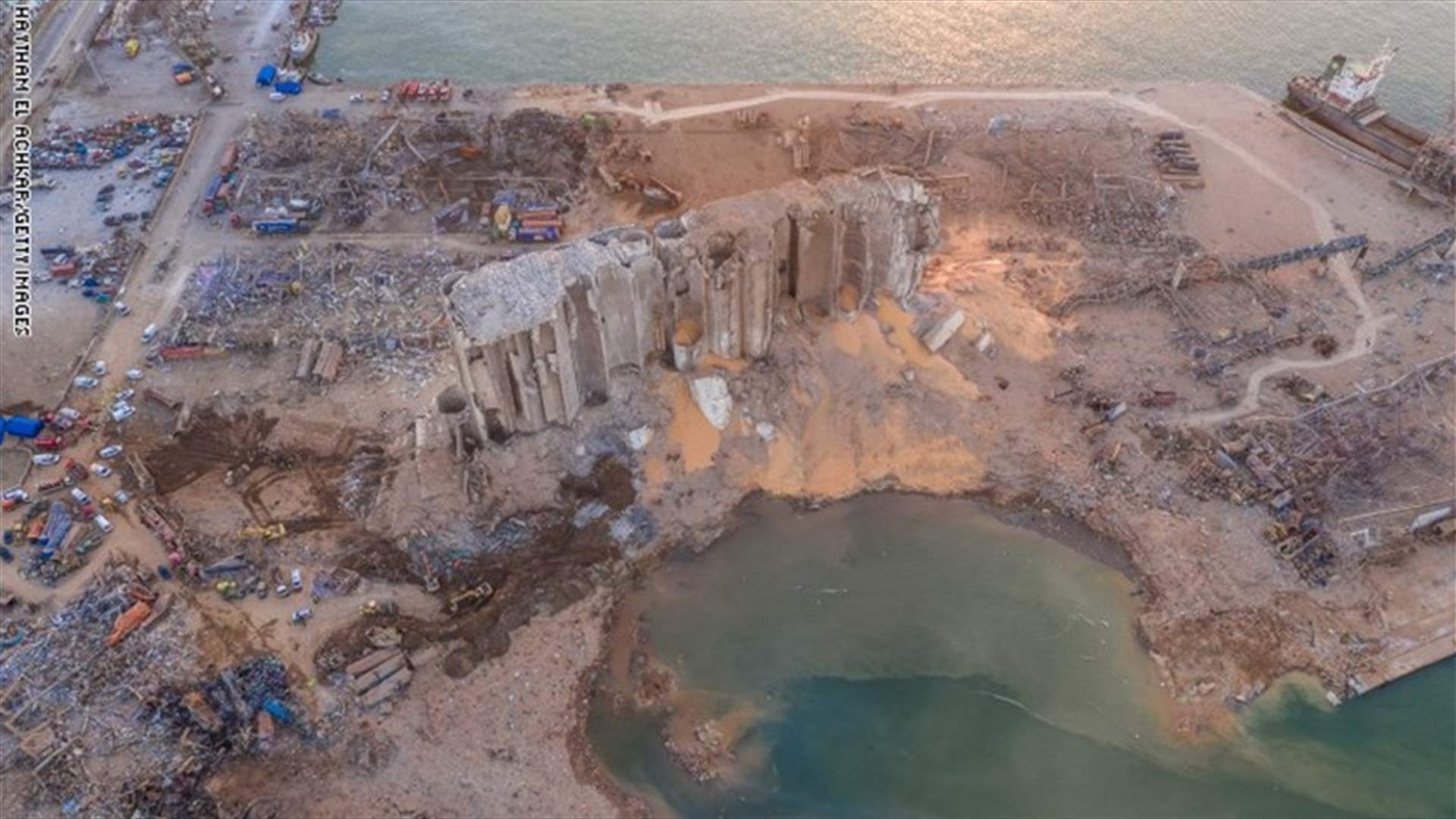 انفجار مرفأ بيروت أحدث حفرة بعمق 43 مترًا