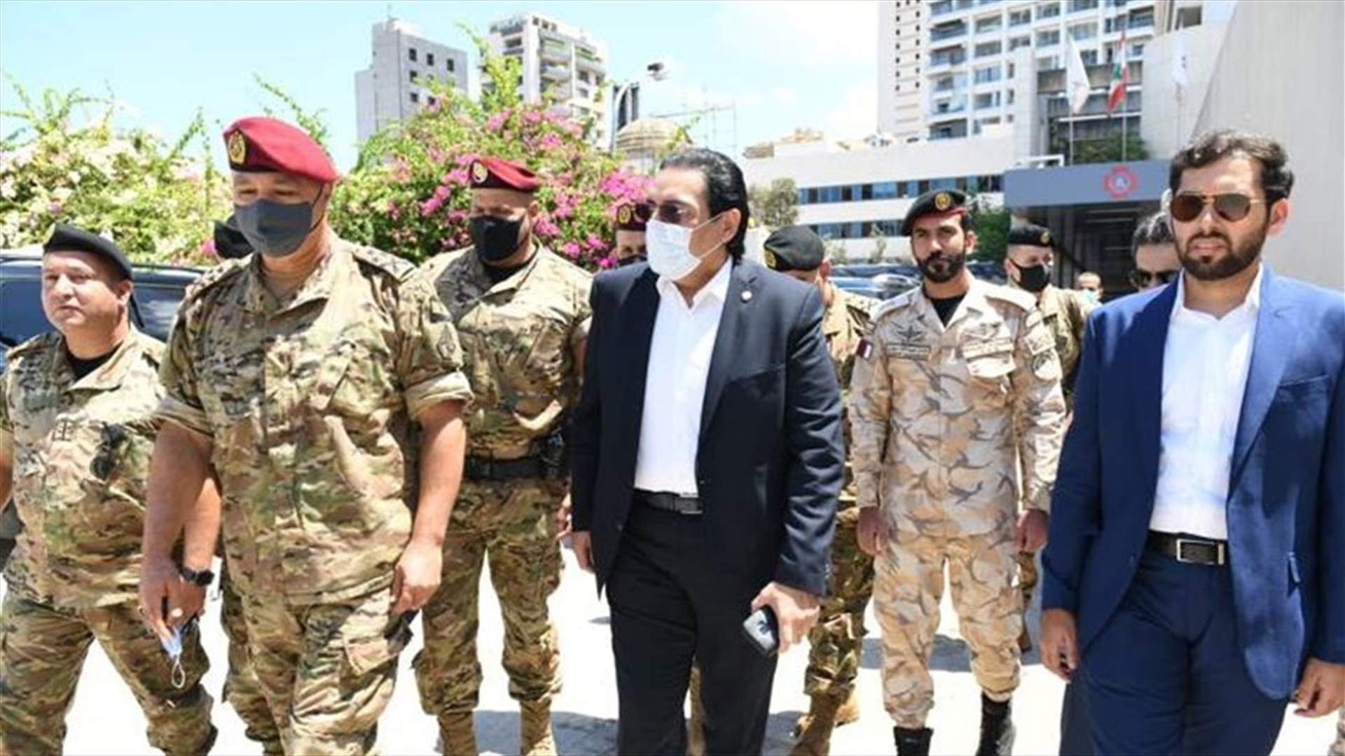السفير القطري تفقد وقائد الجيش المستشفى الميداني القطري في مستشفى الروم