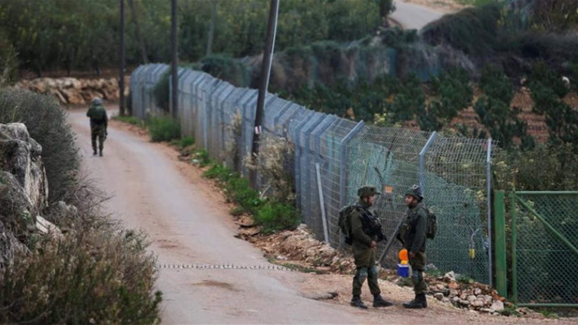 الجيش الاسرائيلي يخفف انتشاره على الحدود مع لبنان