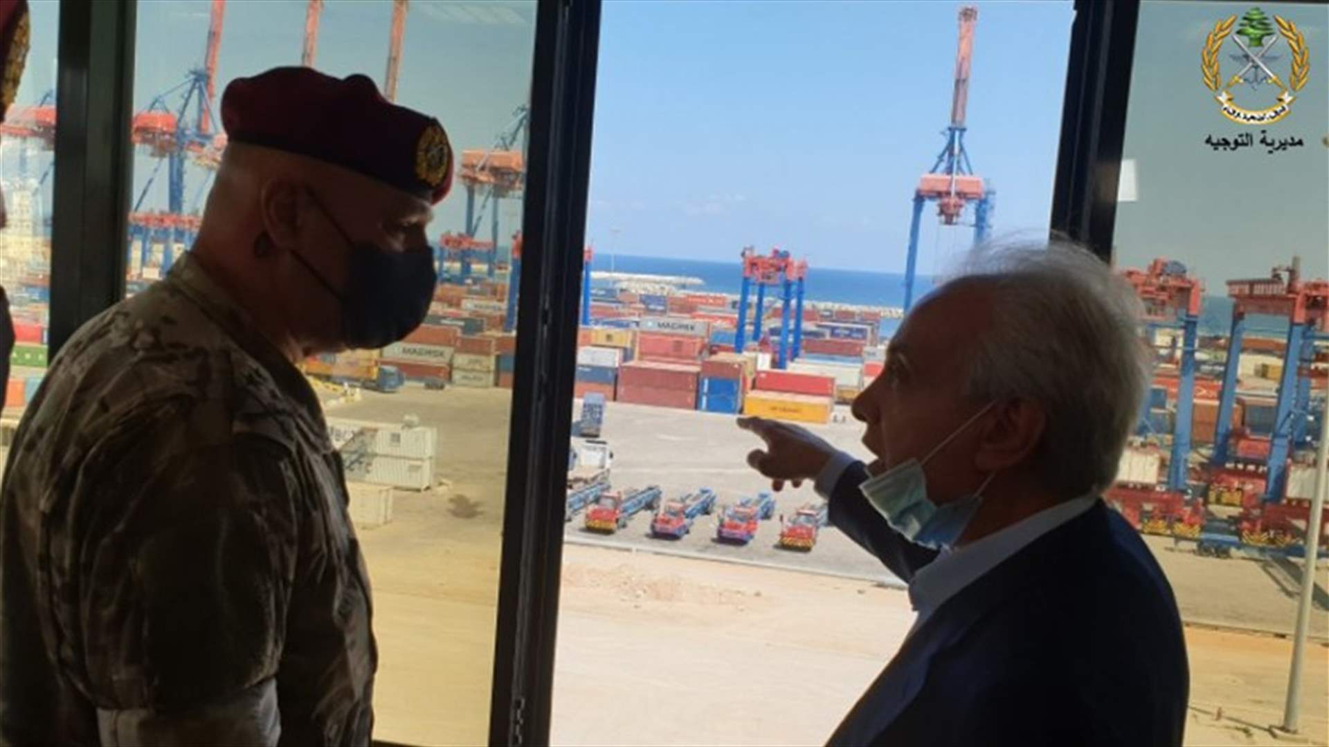 قائد الجيش زار مرفأ بيروت