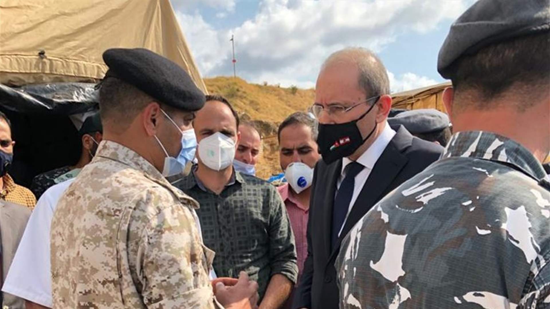 وزير خارجية الأردن زار المستشفى الميداني الأردني في رأس الدكوانة: معكم في كل خطوة ليستعيد لبنان عافيته وتنهض بيروت