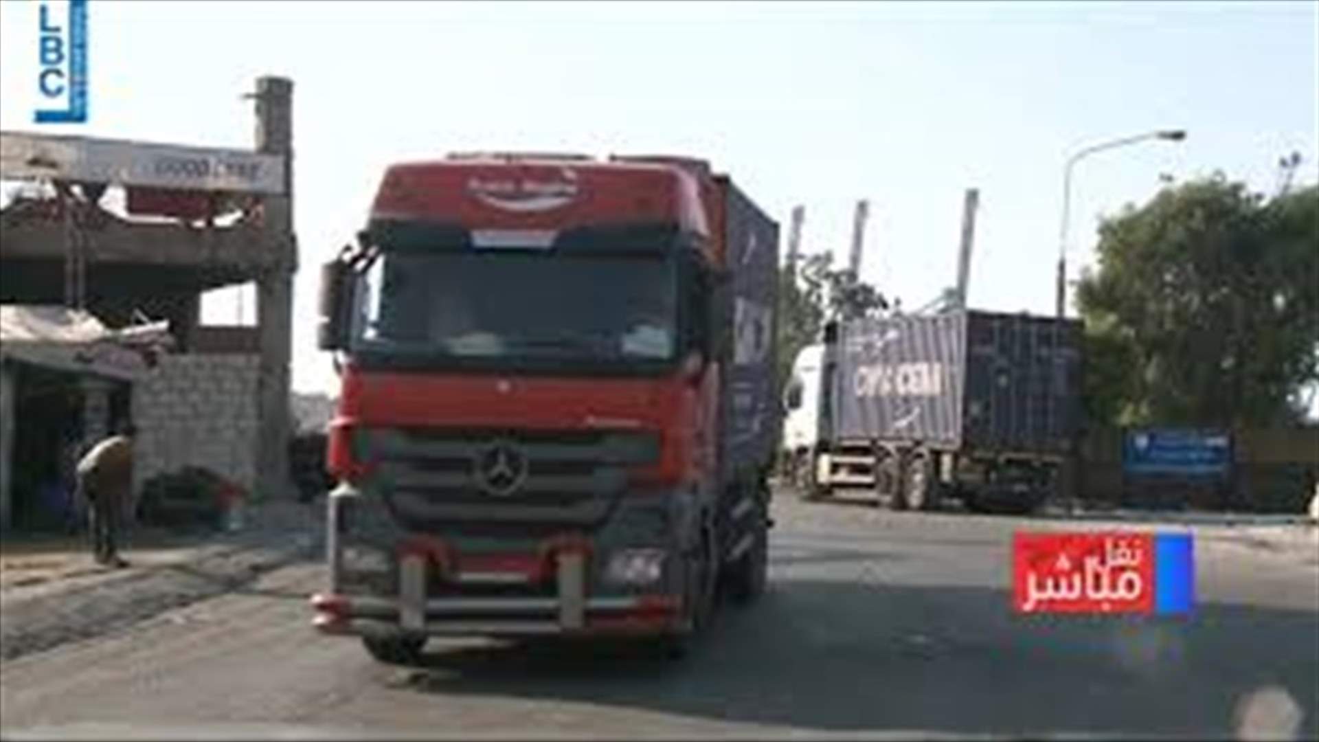 رصد عشرات الشاحنات المحملة بالقمح خارجة من مرفأ بيروت... هذا ما كشفته معلومات للـ LBCI