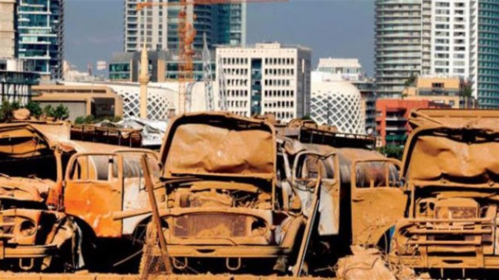 مساعدات مادية من الاغتراب اللبناني لعدد من أصحاب الشاحنات العاملة في المرفأ