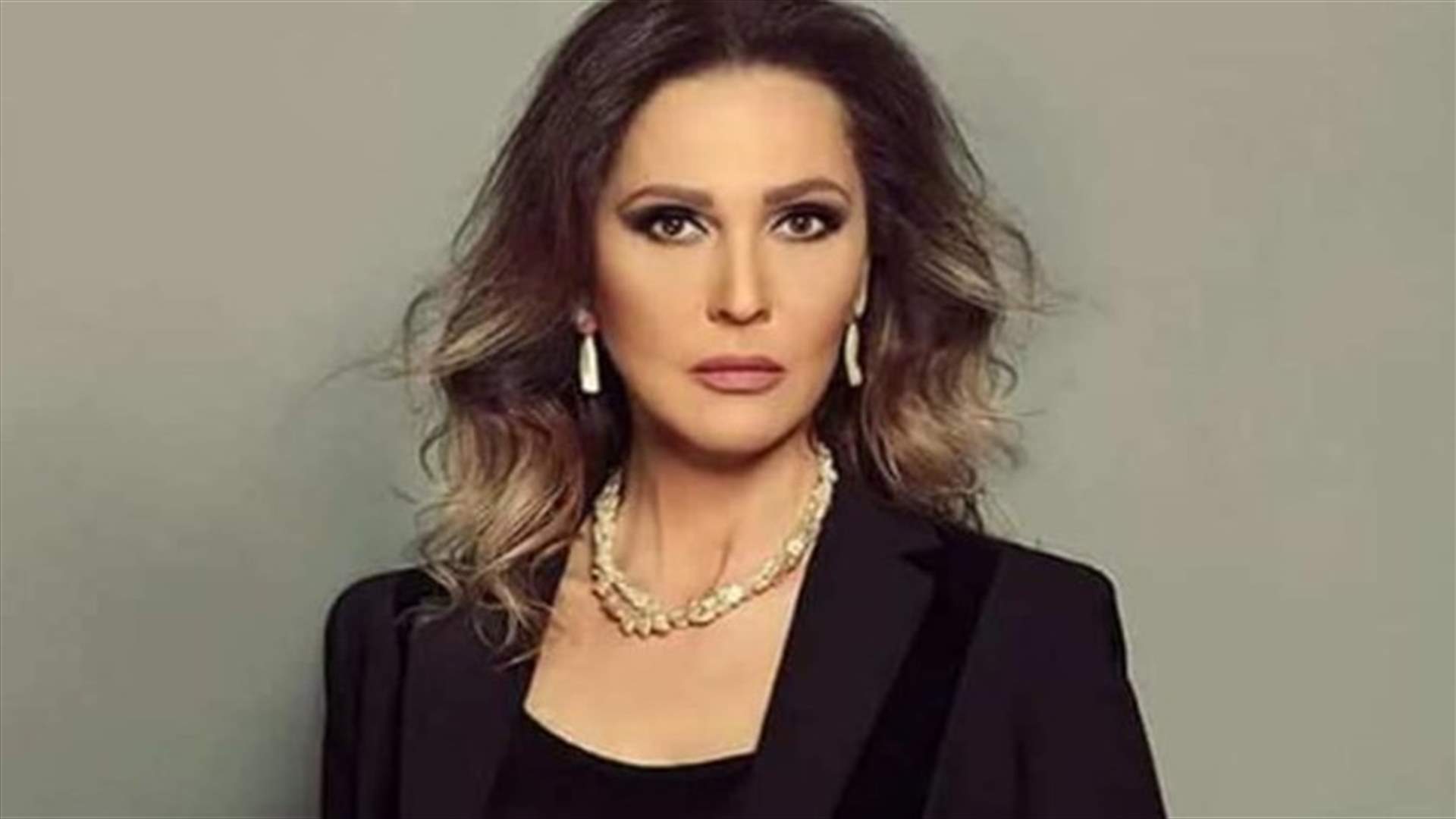 رولا حمادة تنعى شهداء انفجار بيروت :" بتضل الحرقة بقلب الاهل بس"