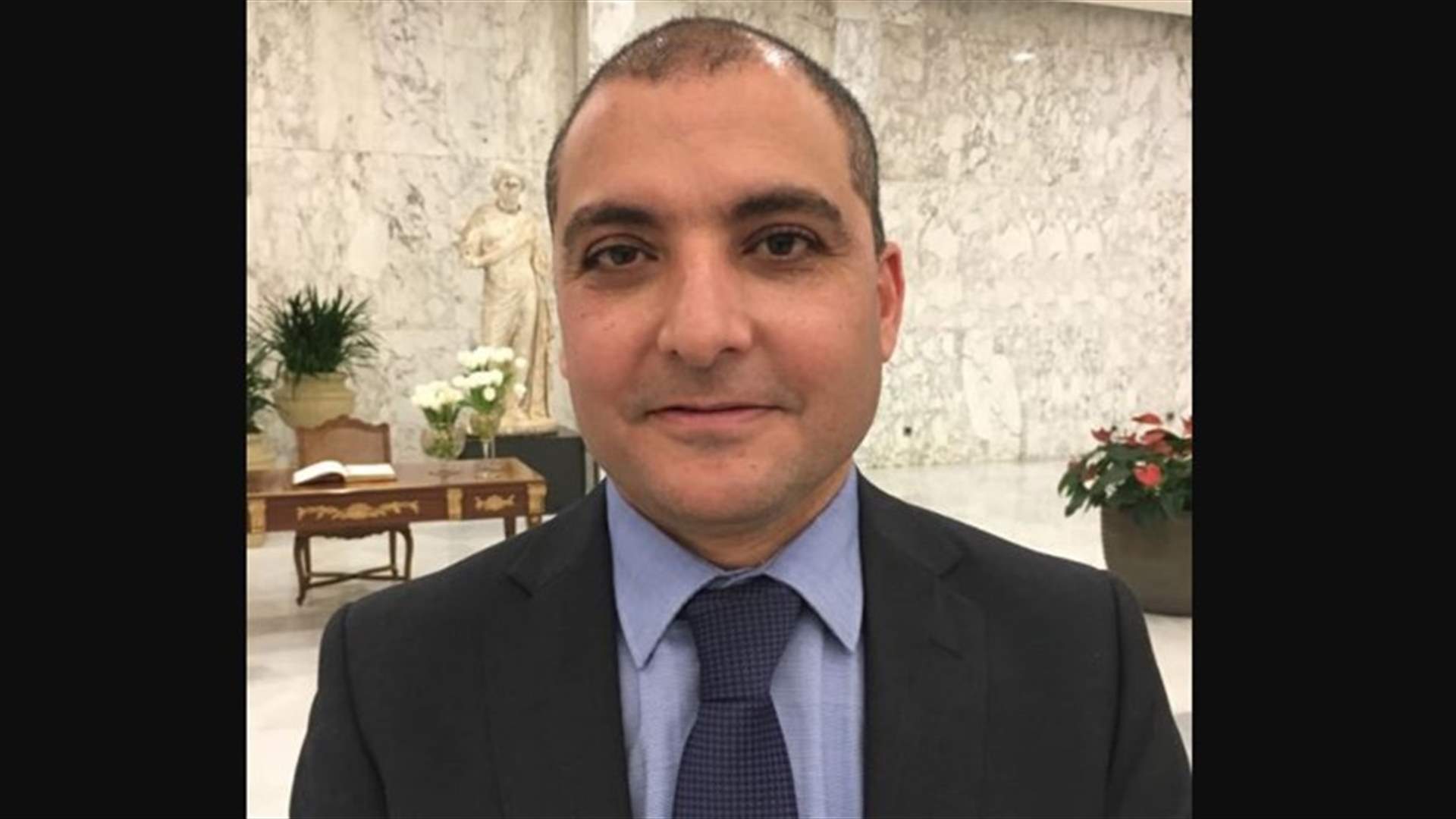 القاضي صوان استجوب بدري ضاهر وأصدر مذكرة توقيف وجاهية بحقه
