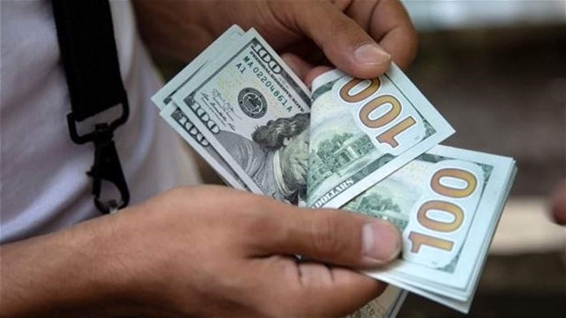 اليكم سعر صرف الدولار مقابل الليرة اليوم...