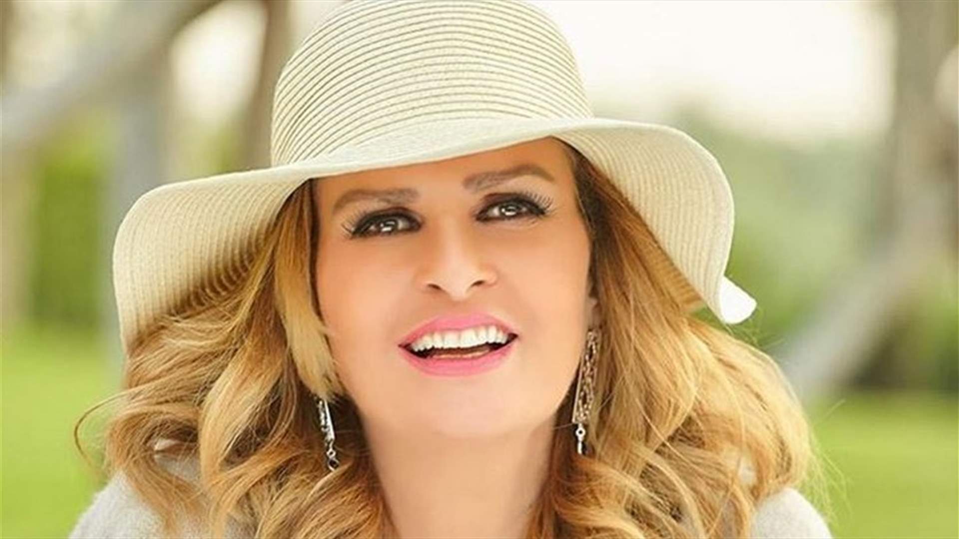 يسرا تدعو إلى مساعدة لبنان: إنهض من تحت الرماد
