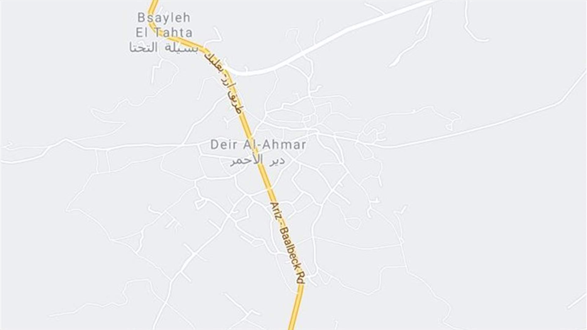 مسلحون مجهولون يعترضون السيارات في دير الاحمر محاولين سرقتها