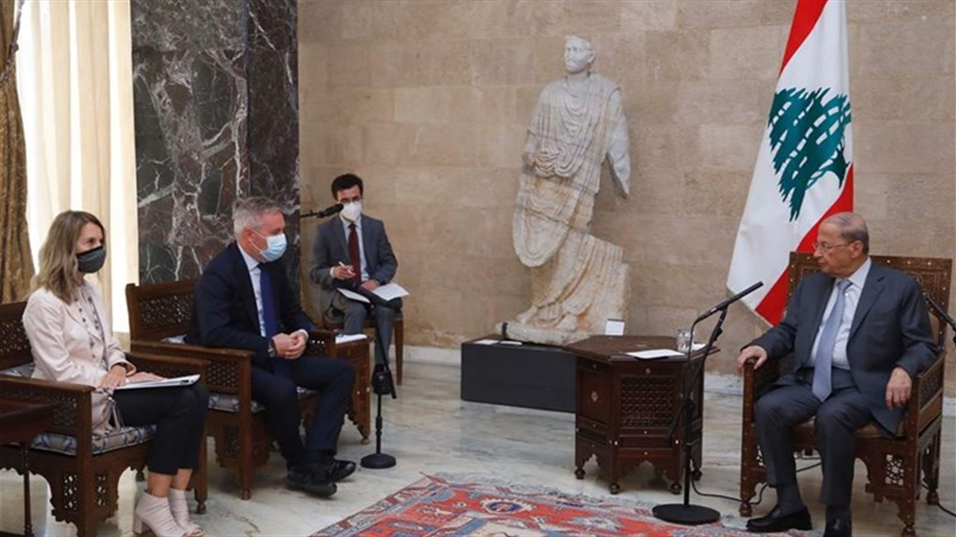 عون عرض مع وزير الدفاع الإيطالي حاجات لبنان بعد انفجار المرفأ... غويريني: زيارة لرئيس الوزراء قريبا