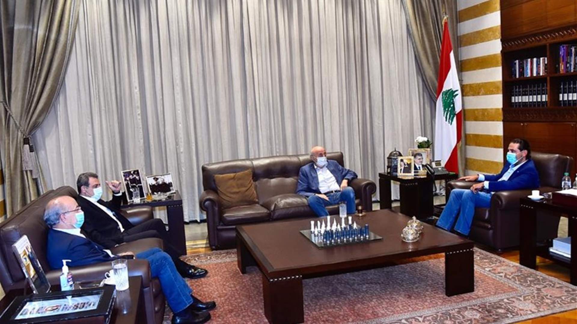 الحريري عرض مع جنبلاط الاوضاع والمستجدات السياسية