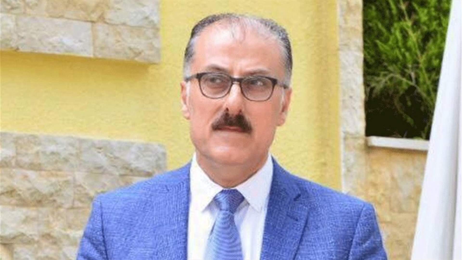 عبدالله يوجّه أسئلة إلى السلطة...