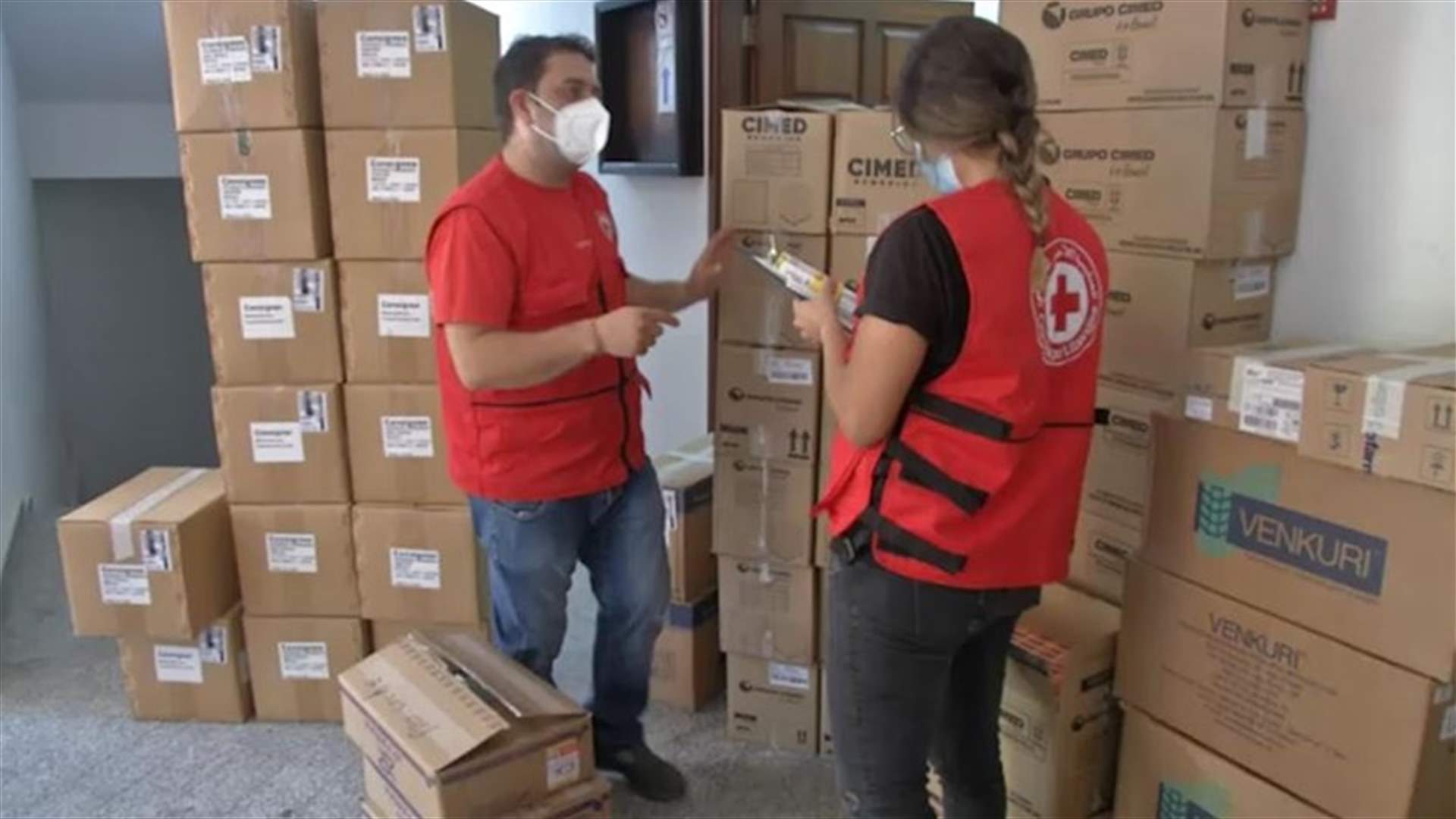 الجالية اللبنانية في البرازيل تمد يد العون للبنانيين بعد إنفجار المرفأ... والصليب الأحمر يوزّع المساعدات