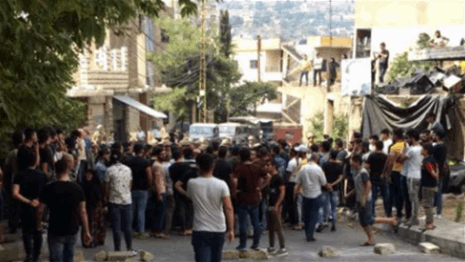 إصابة شخص باشكال فردي بين شبان من عائلتين في جرد القيطع