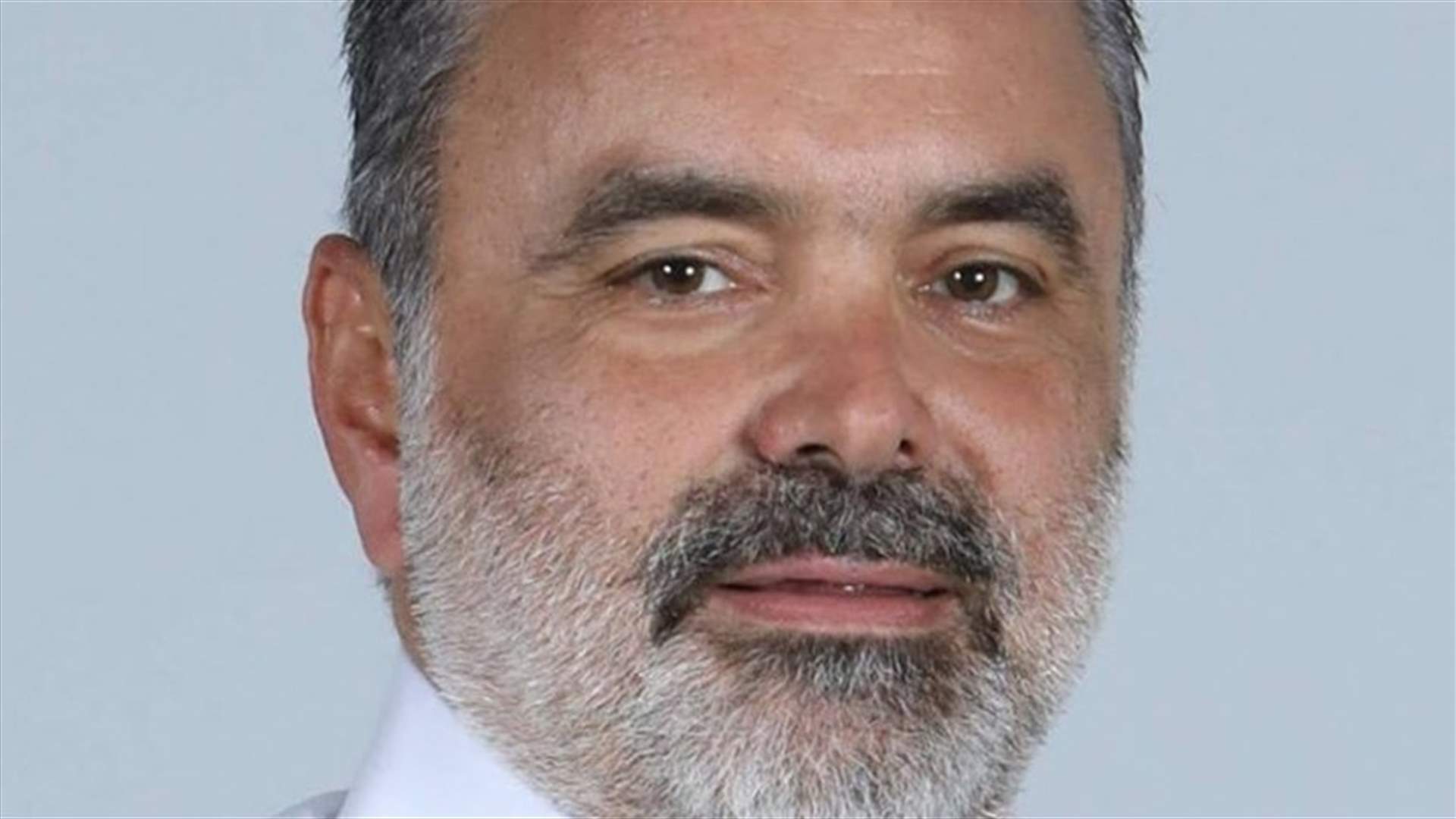 ترزيان يستكمل تغريداته عن رئيس مصلحة النظافة في بلدية بيروت... وينشر مستندات